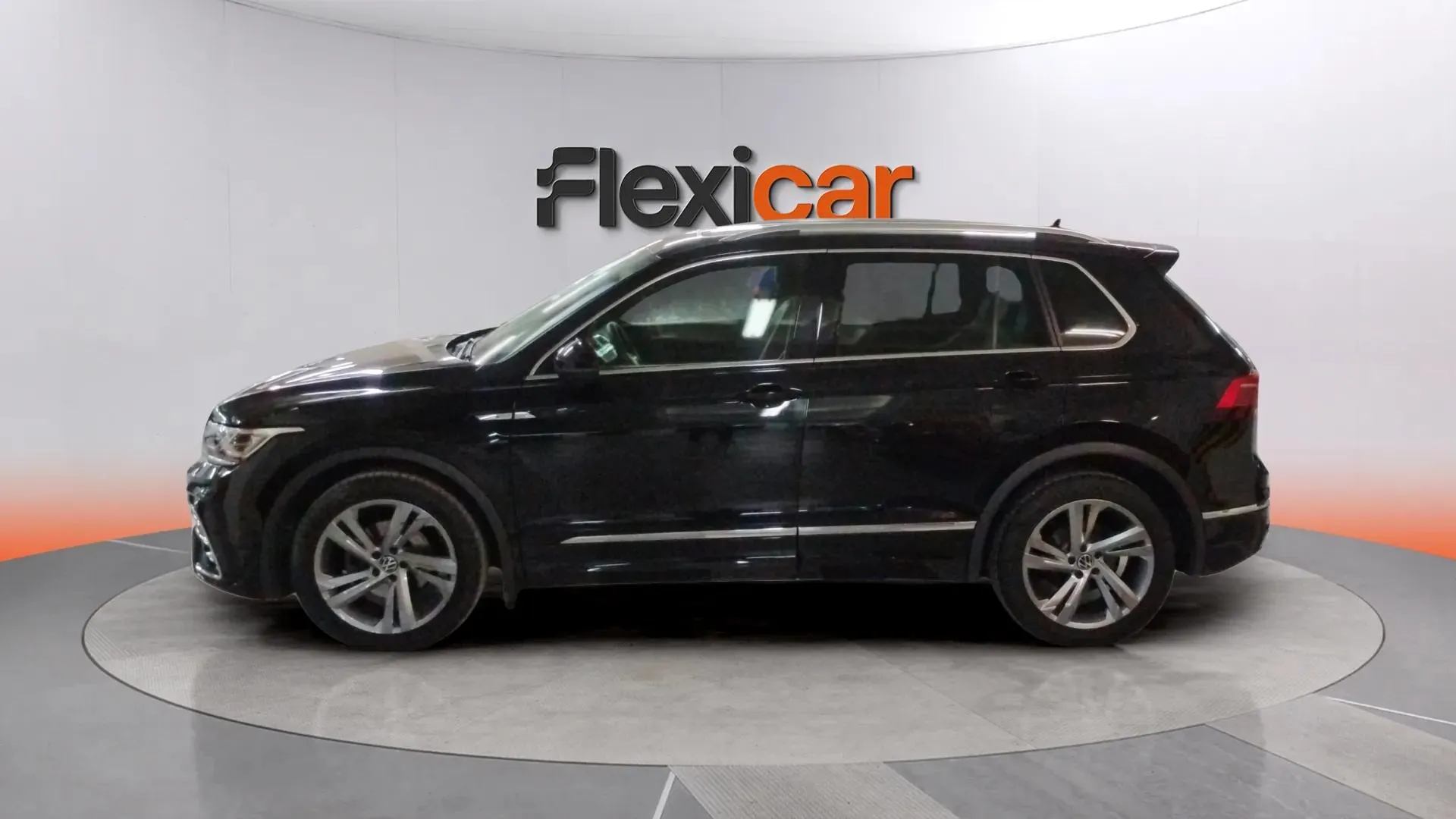 Volkswagen Tiguan R-Line 1.5 TSI DSG - foto 3