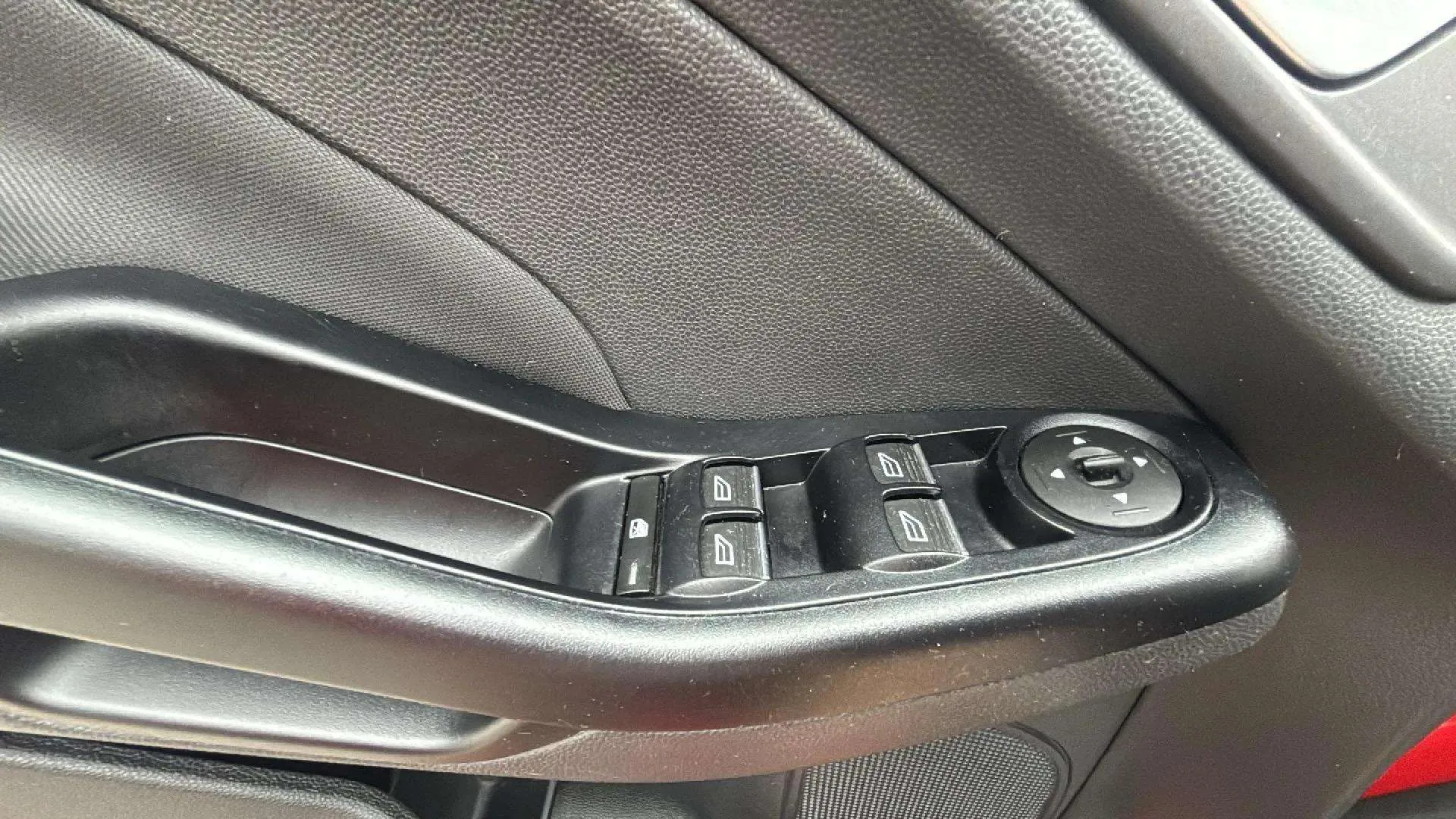 Ford Fiesta 1.5 TDCi Trend - foto 29