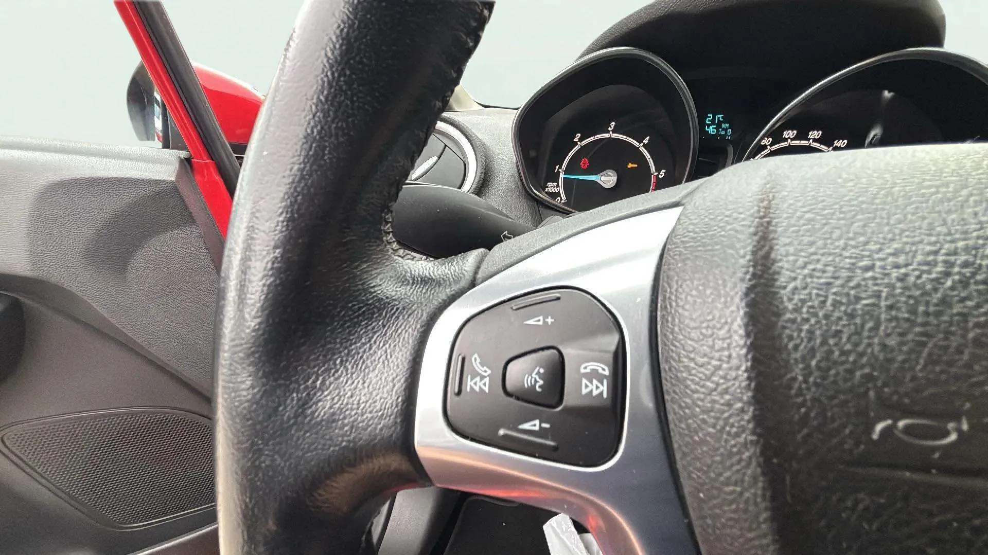 Ford Fiesta 1.5 TDCi Trend - foto 35