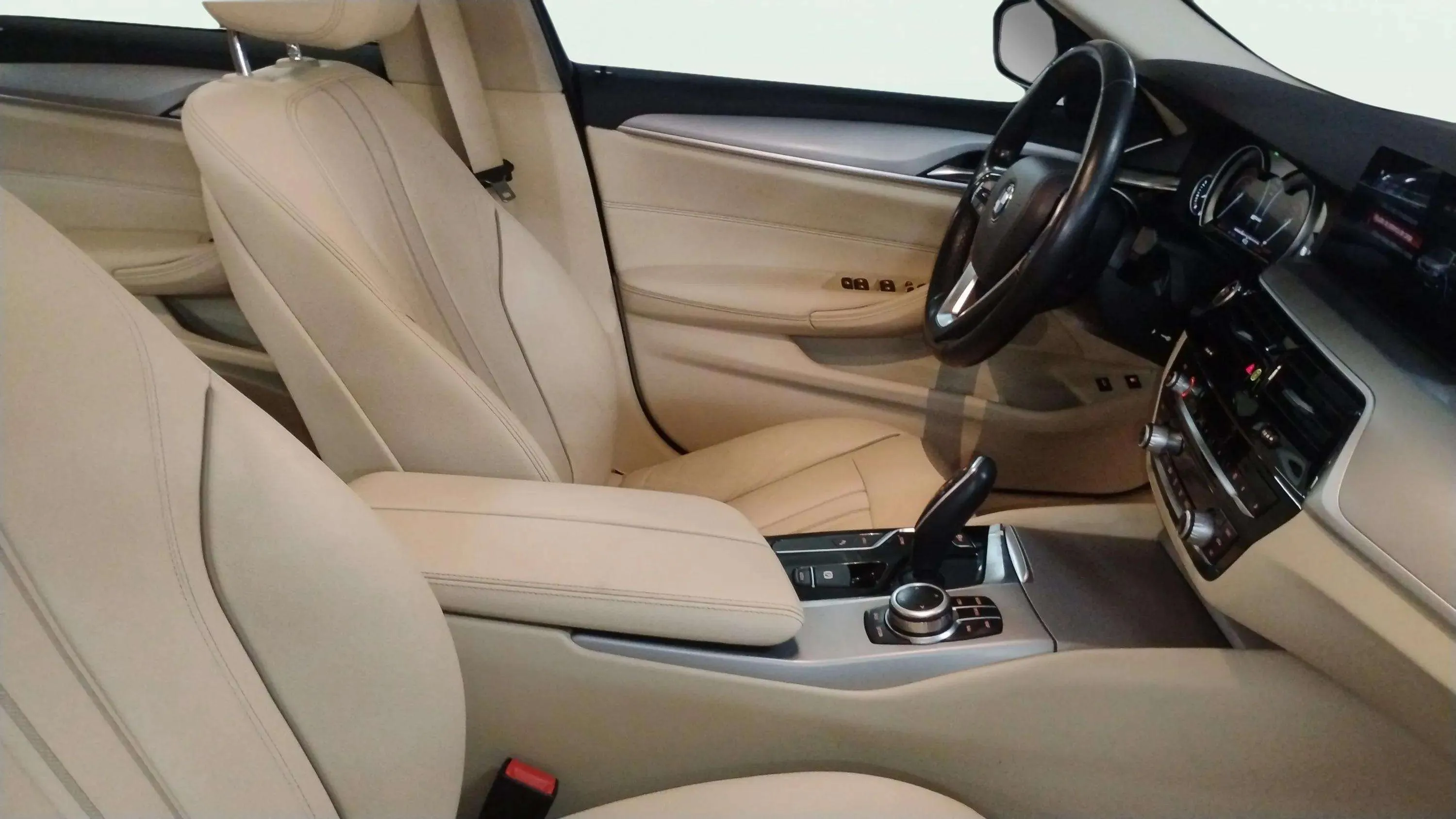 BMW Serie 5 530e iPerformance - foto 15