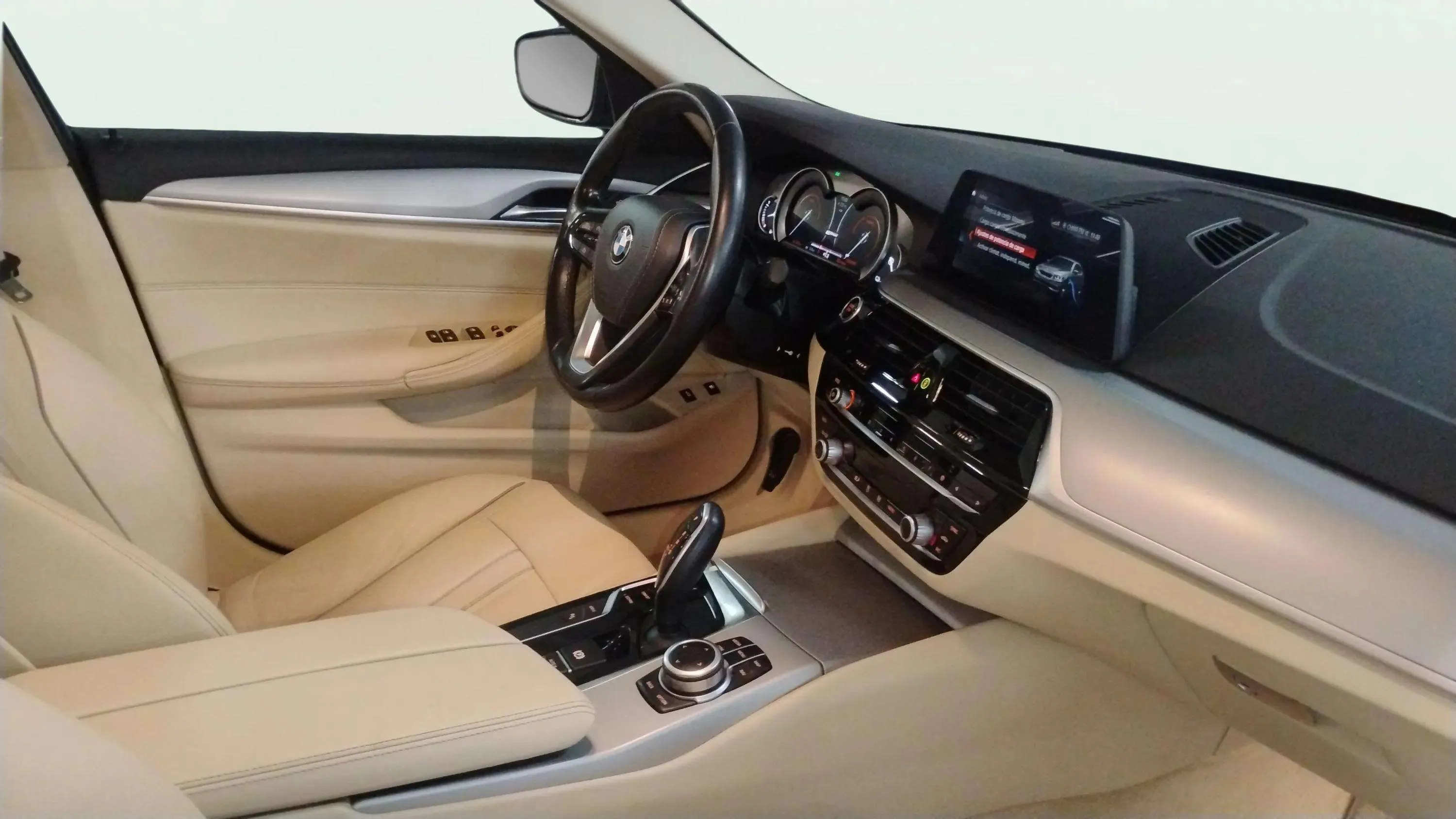 BMW Serie 5 530e iPerformance - foto 14