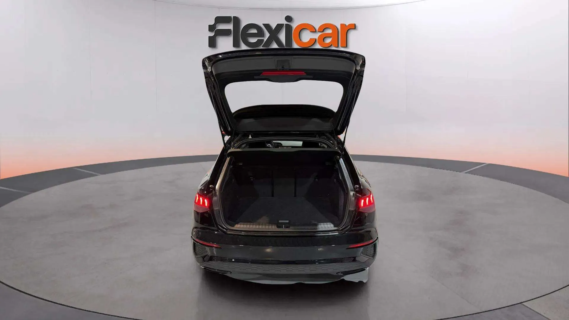 Audi A3 Sportback Black line 35 TFSI S tro - foto 9