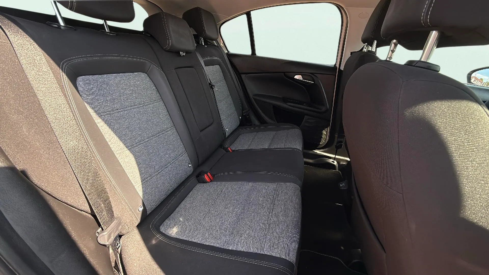Fiat Tipo SW 1.0 - foto 14
