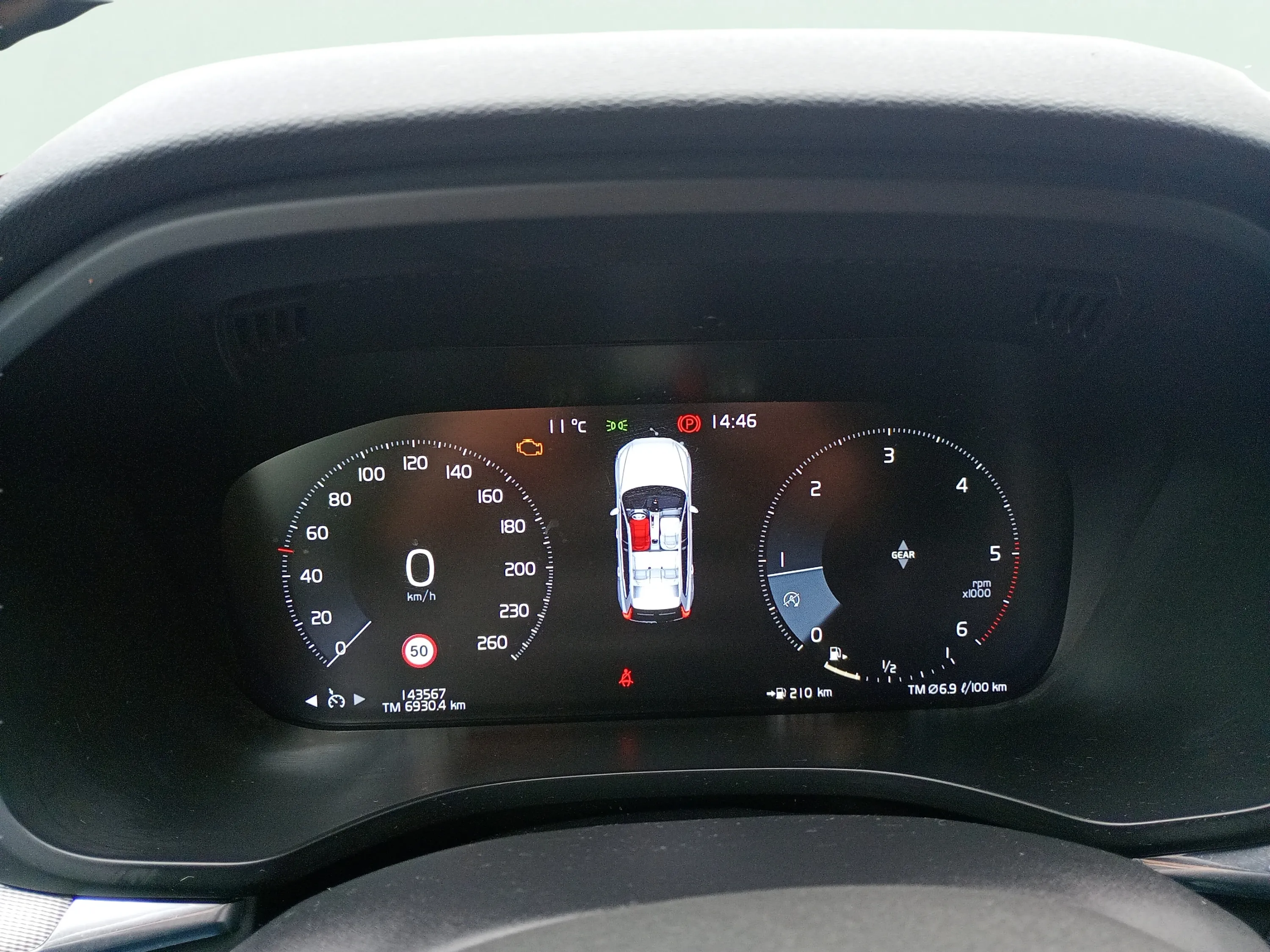Volvo XC60 2.0 D3 R-Design - foto 12