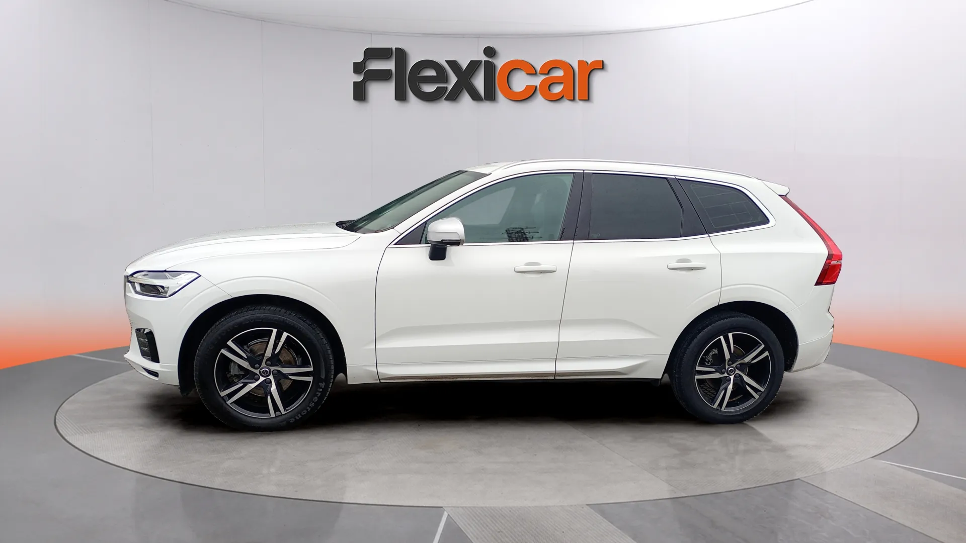 Volvo XC60 2.0 D3 R-Design - foto 6