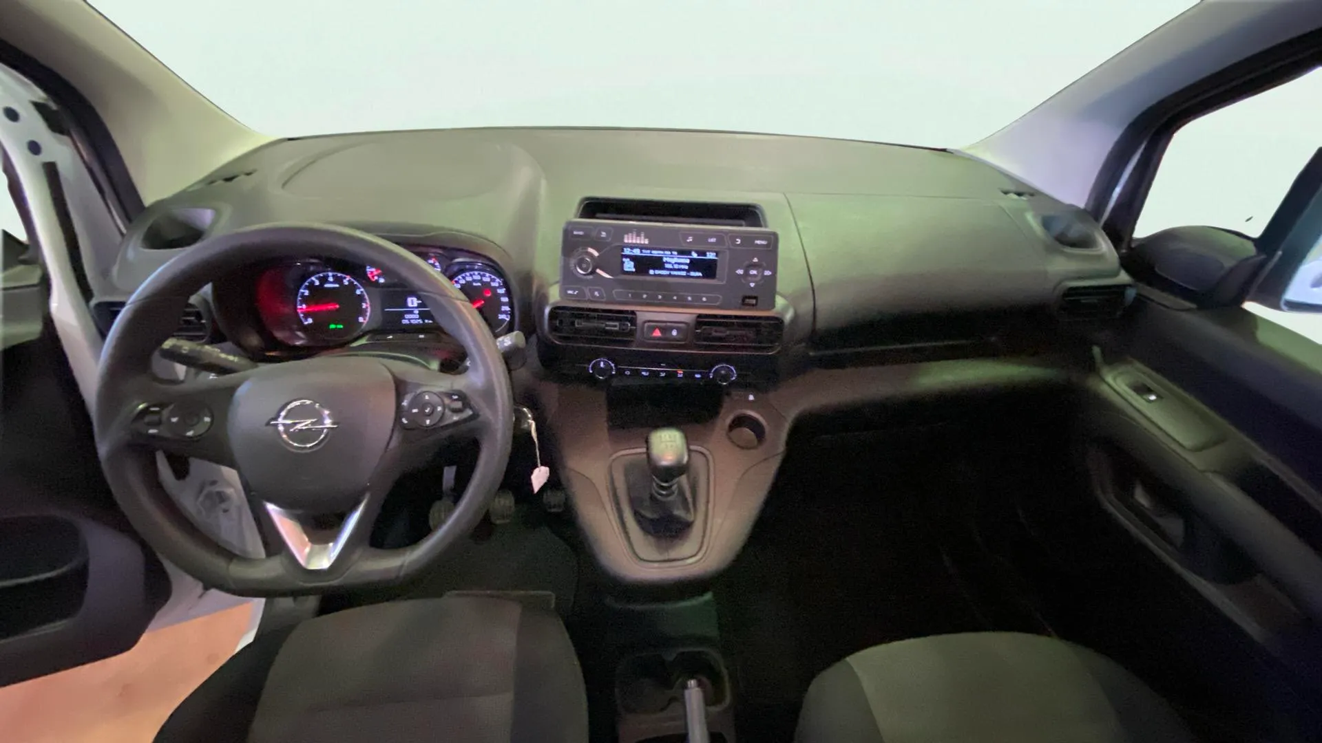 Opel Combo 1.5 TD Edition L - foto 19
