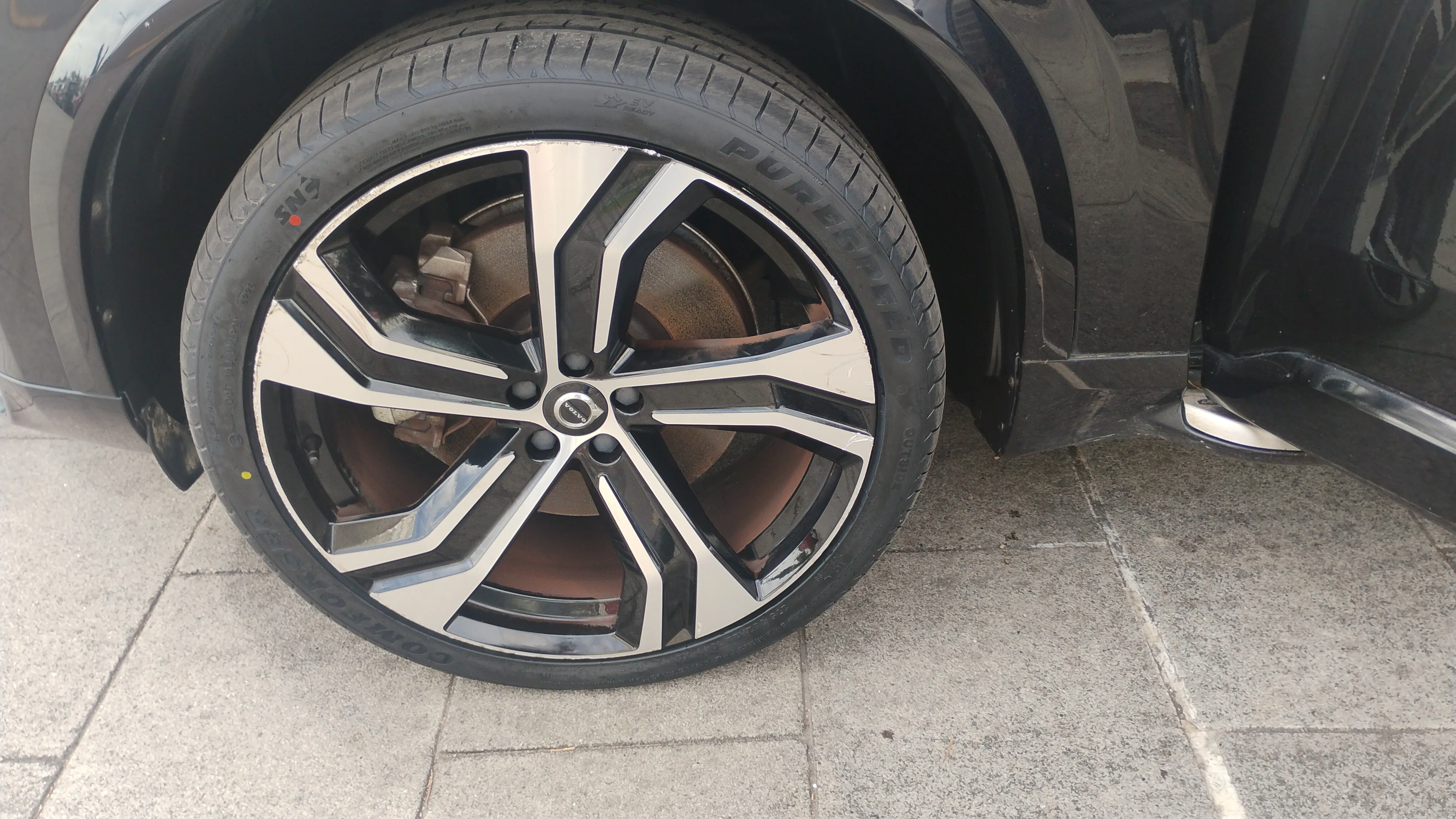 Volvo XC90 2.0 T8 AWD Recharge R-Design - foto 14