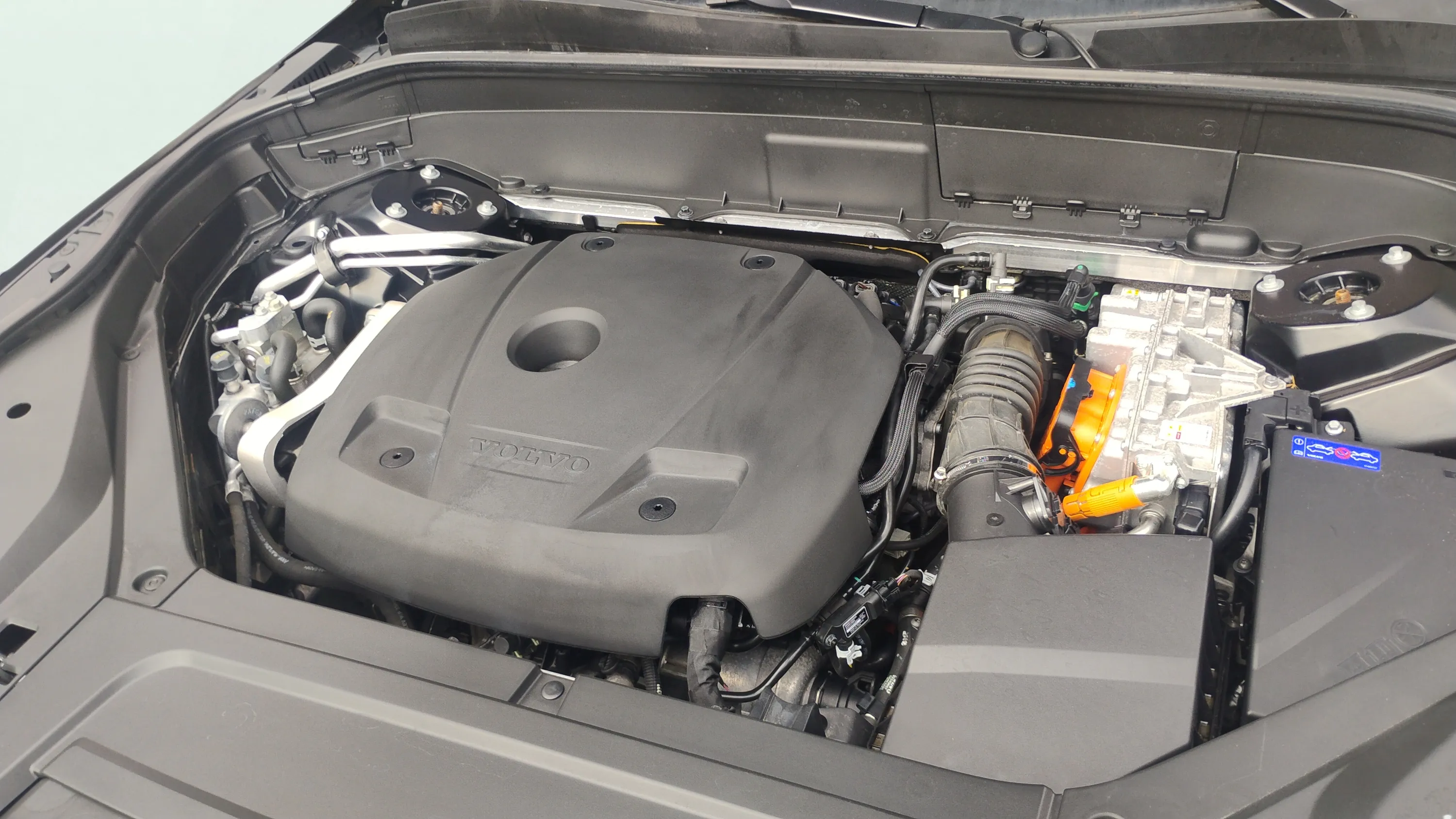 Volvo XC90 2.0 T8 AWD Recharge R-Design - foto 15