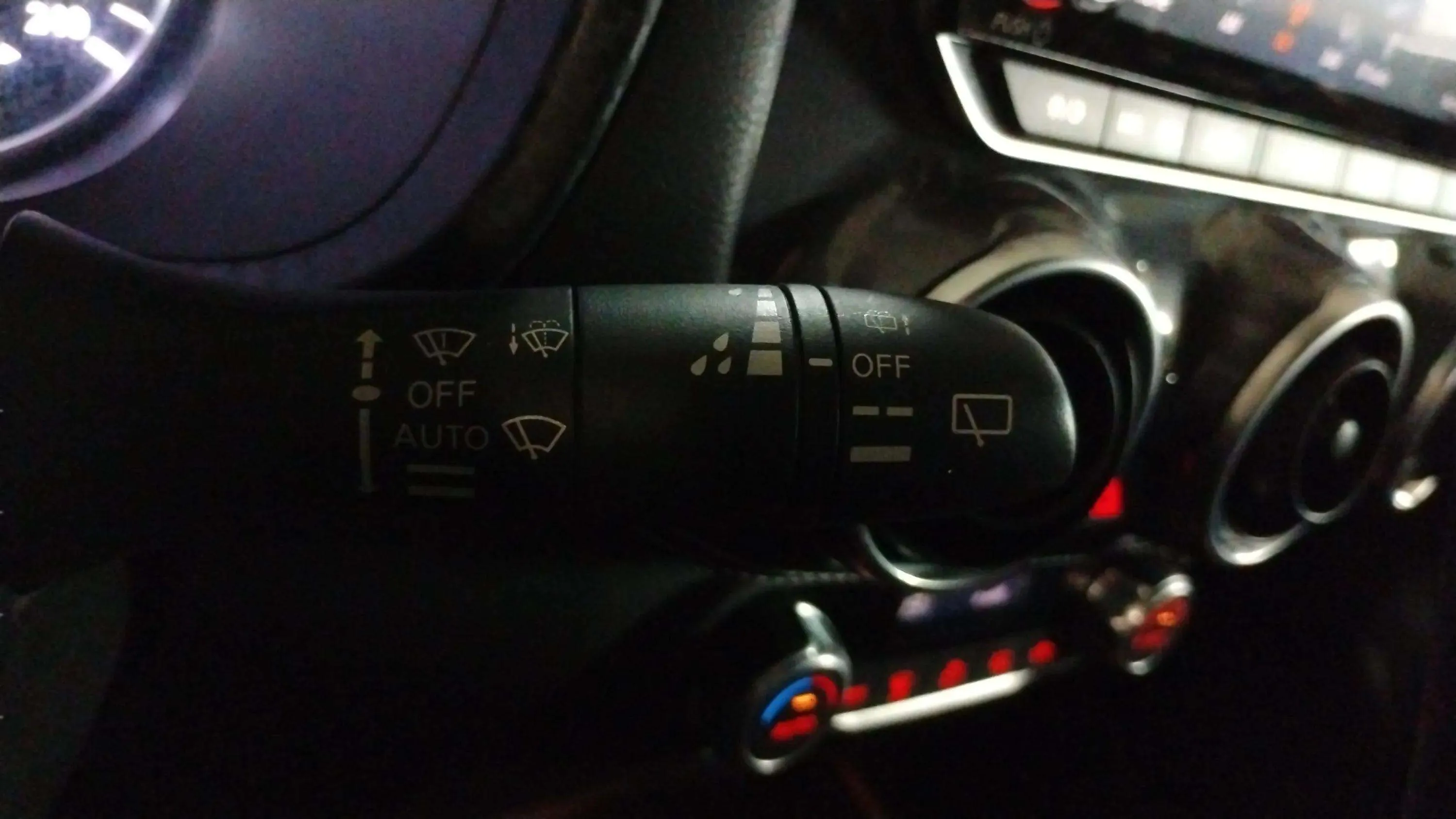 Nissan Juke DIG-T Tekna - foto 26