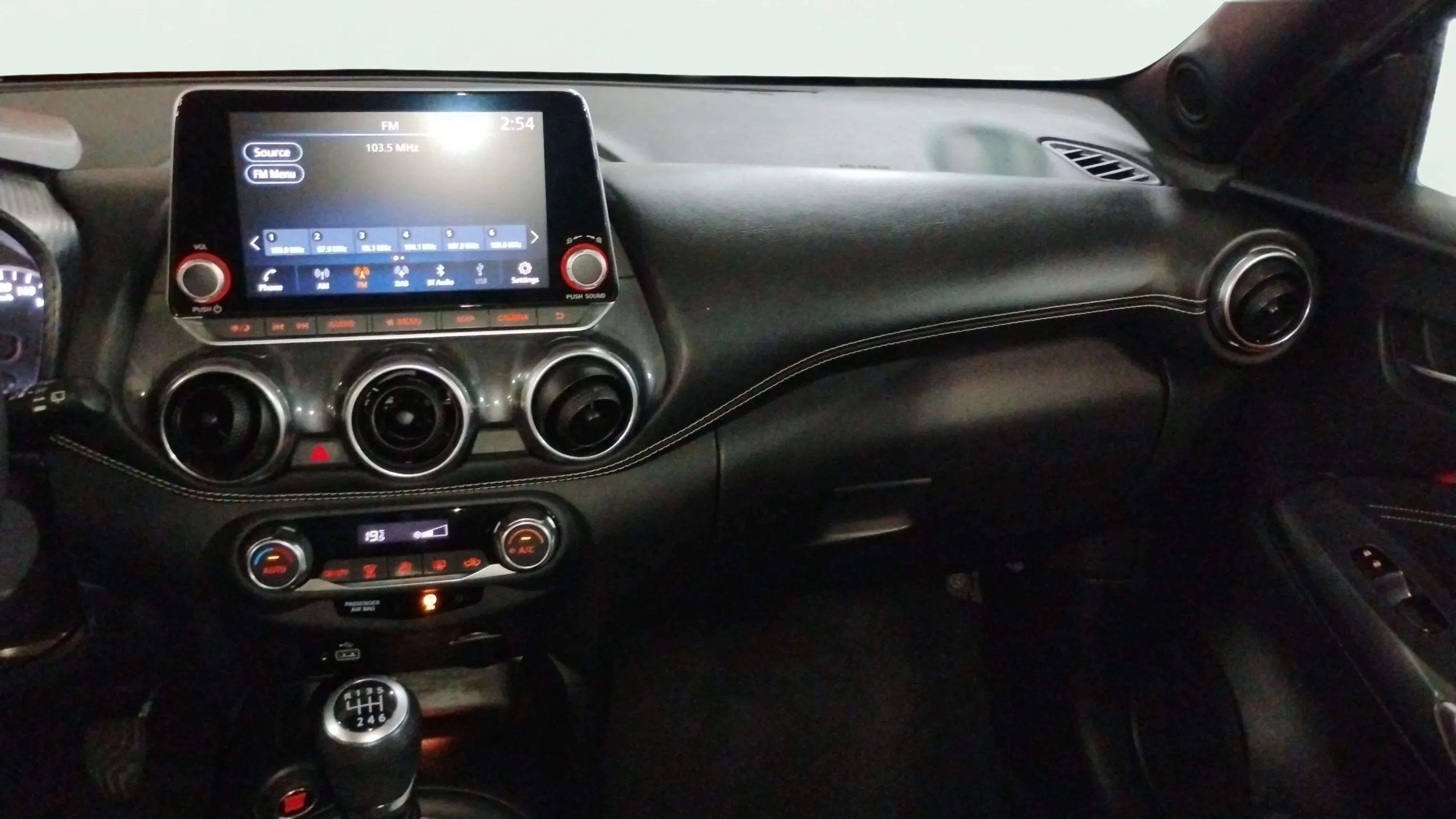 Nissan Juke DIG-T Tekna - foto 21