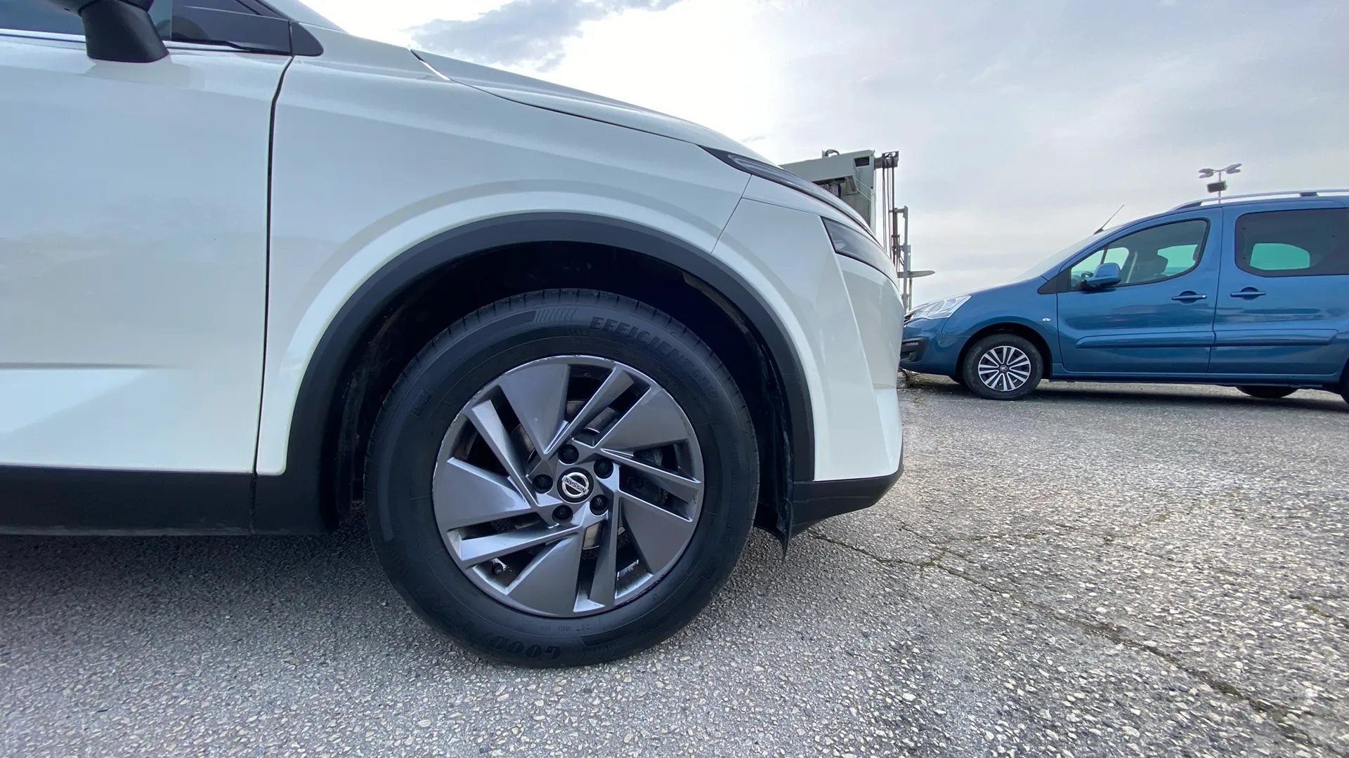 Nissan Qashqai DIG-T mHEV Xtronic Prem.Edit. Bit. - foto 24
