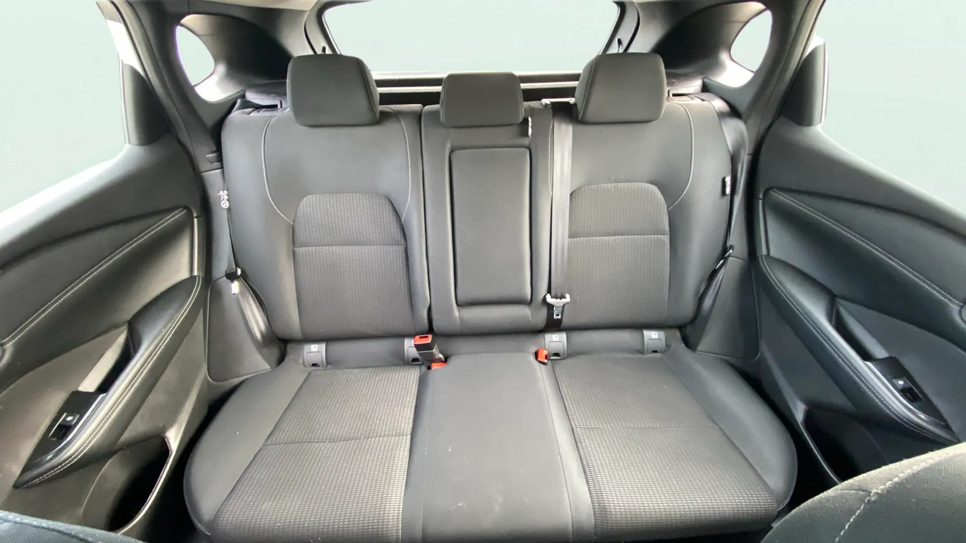 Nissan Qashqai DIG-T mHEV Xtronic Prem.Edit. Bit. - foto 13