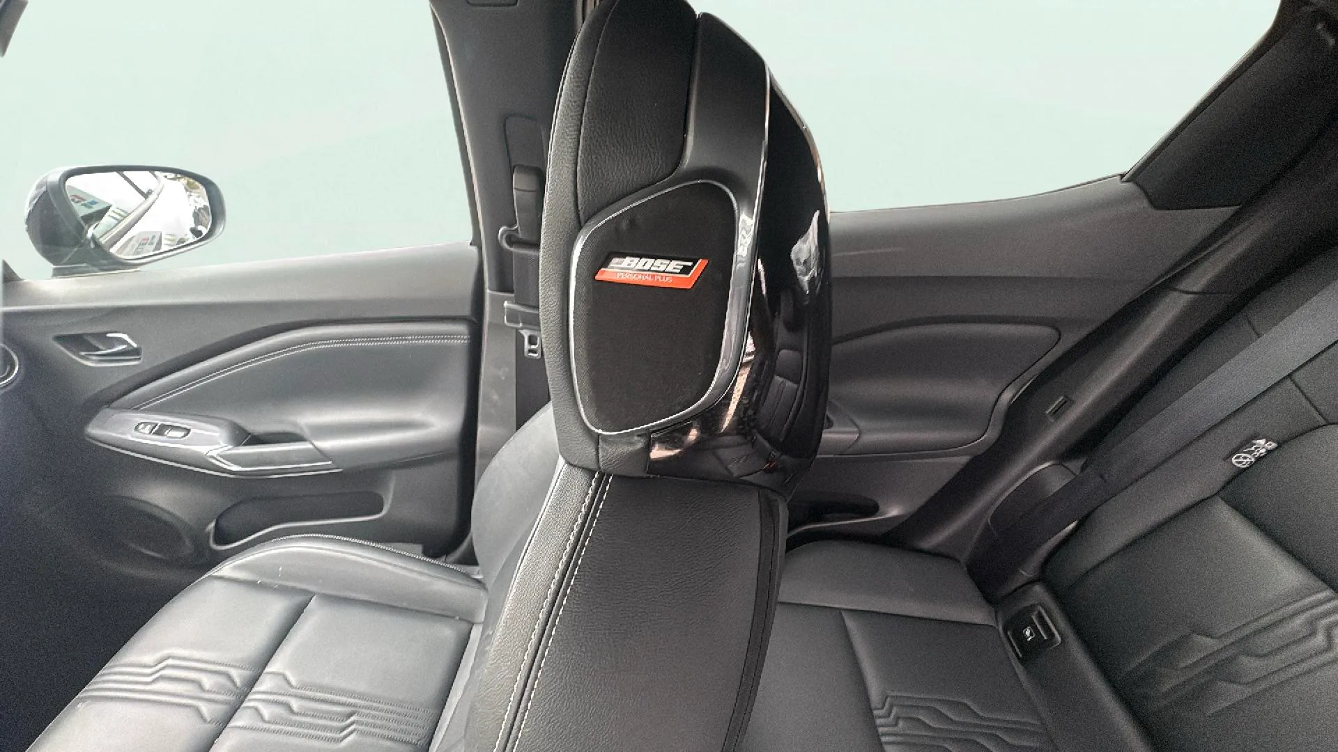 Nissan Juke DIG-T Tekna - foto 21