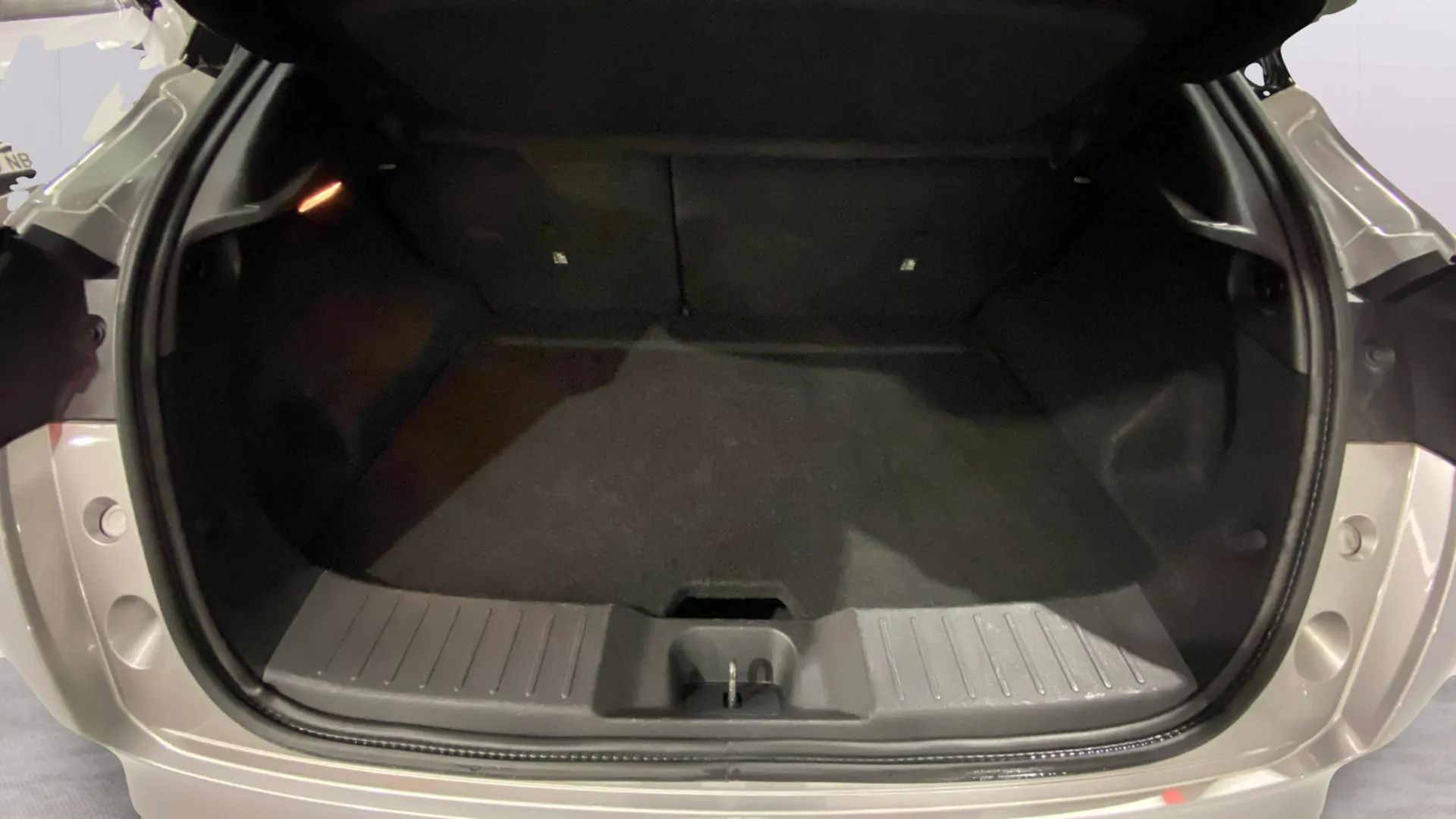 Nissan Juke DIG-T Tekna - foto 9