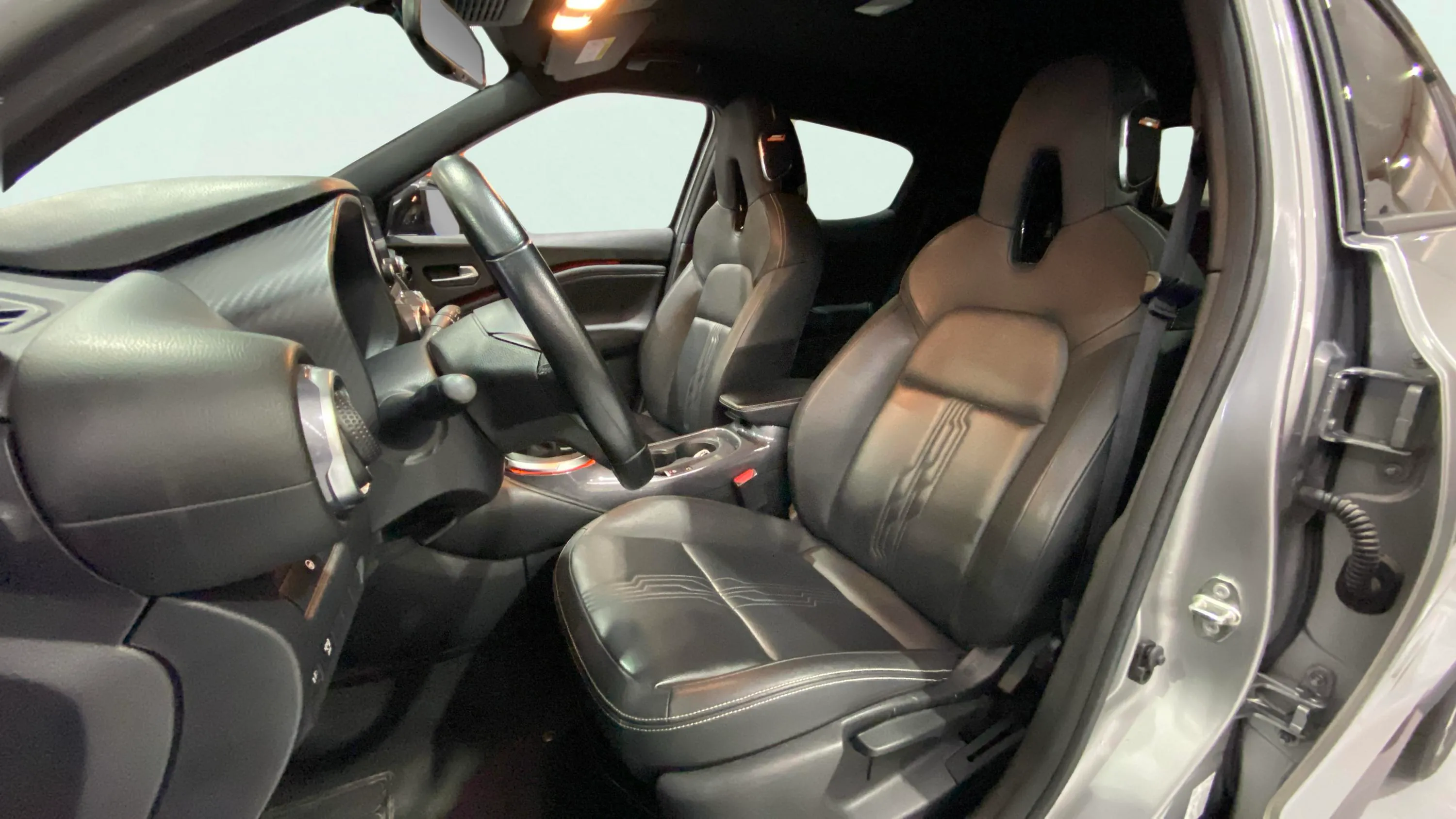 Nissan Juke DIG-T Tekna - foto 10