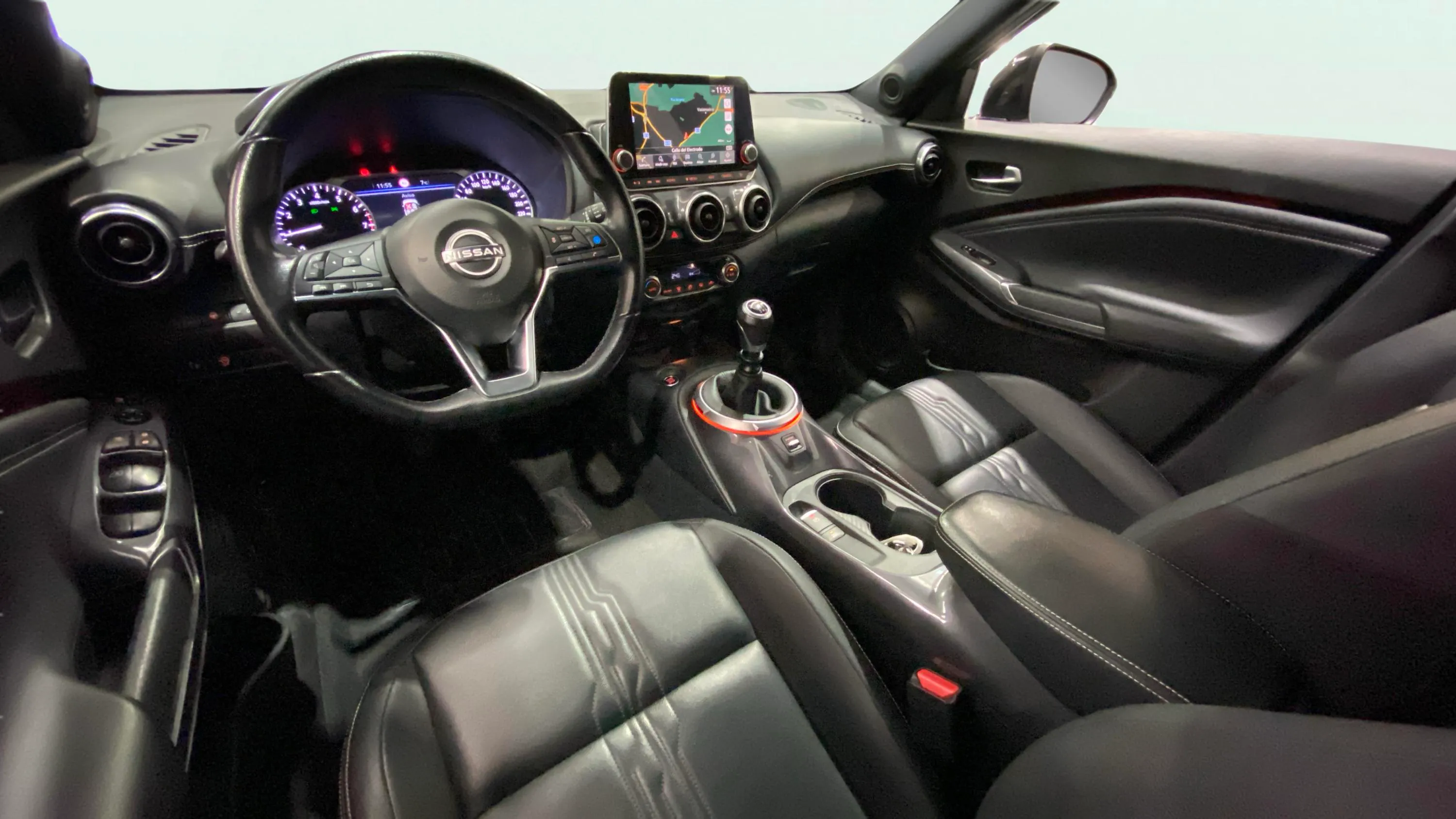 Nissan Juke DIG-T Tekna - foto 29