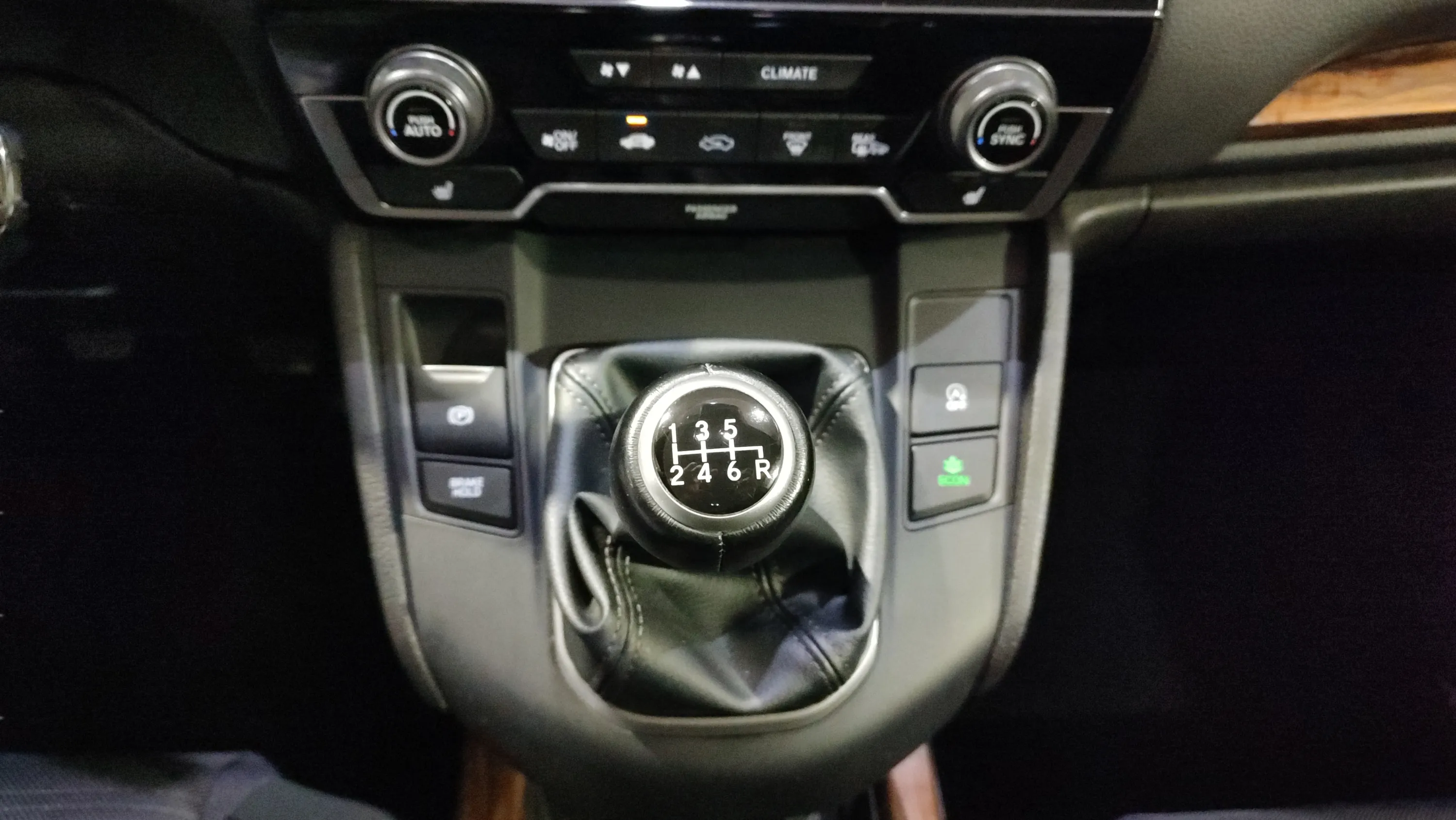Honda CR-V 1.5 VTEC Turbo 4x2 Comfort - foto 15