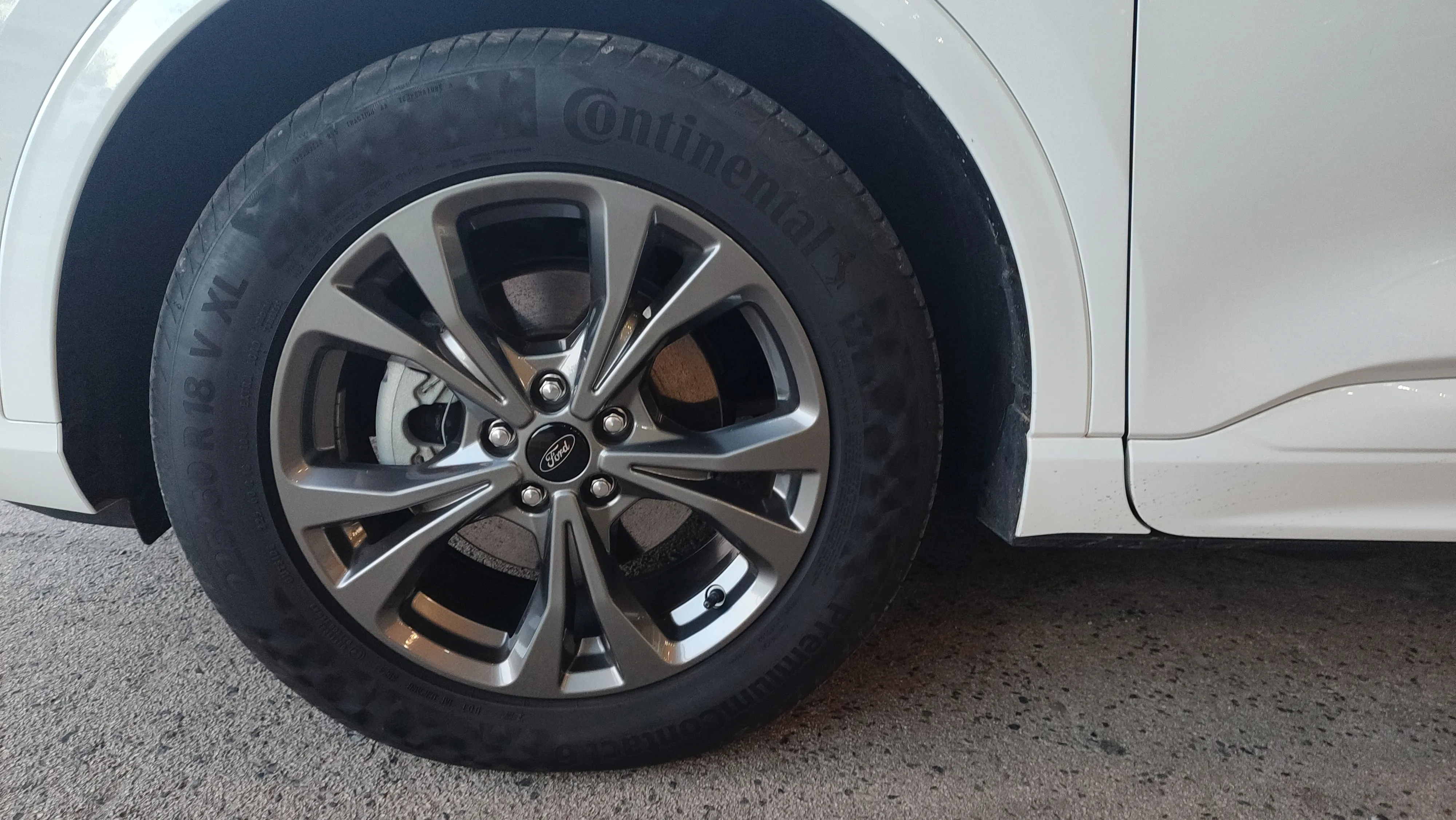 Ford Kuga ST-Line 2.5 Duratec PHEV - foto 9