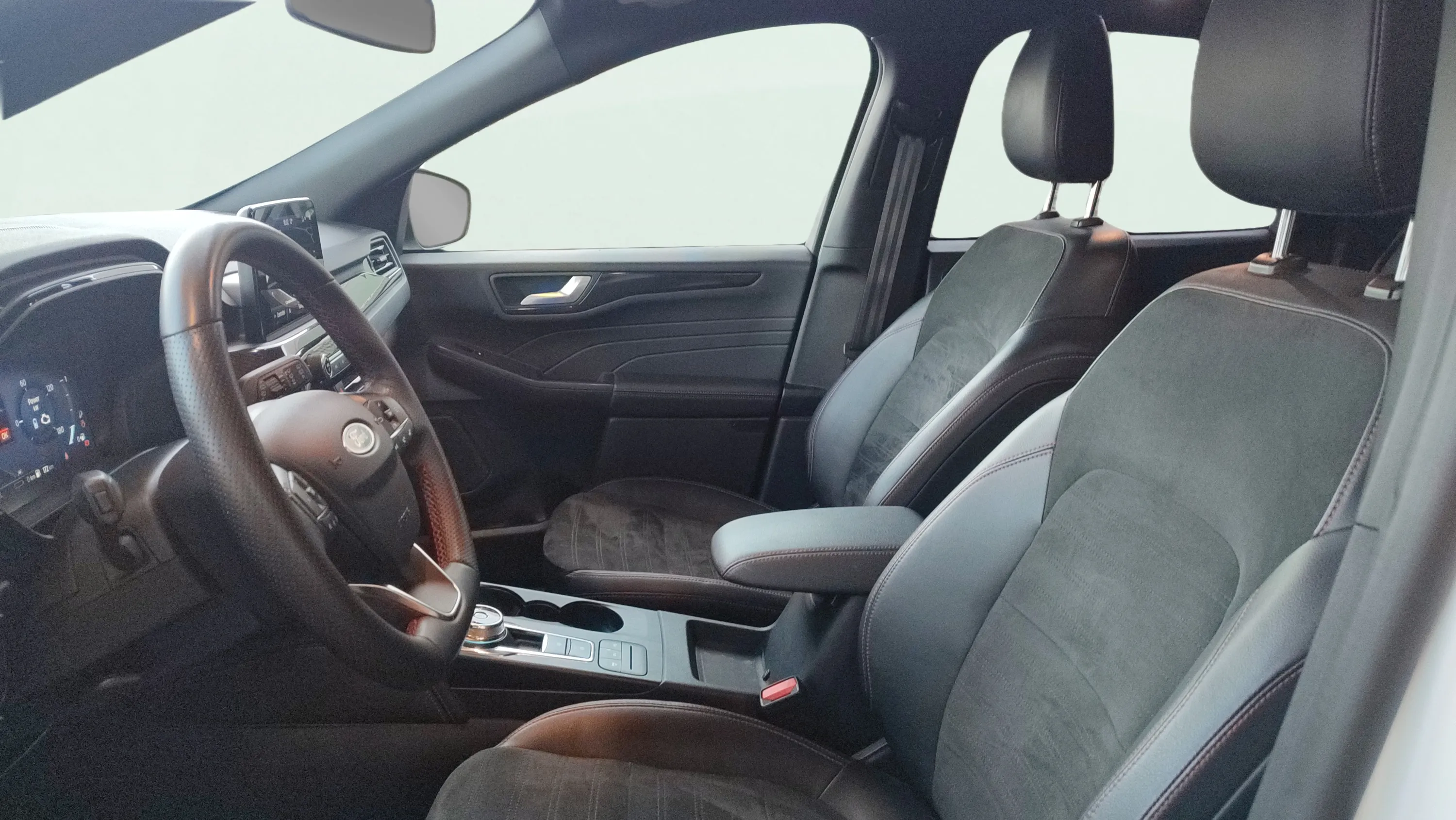 Ford Kuga ST-Line 2.5 Duratec PHEV - foto 10