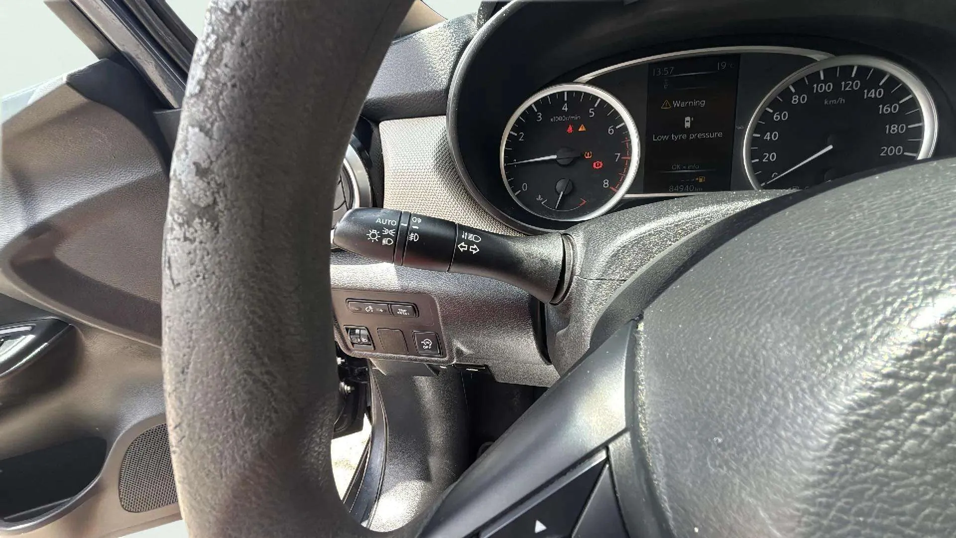 Nissan Micra IG-T Red Soul - foto 31