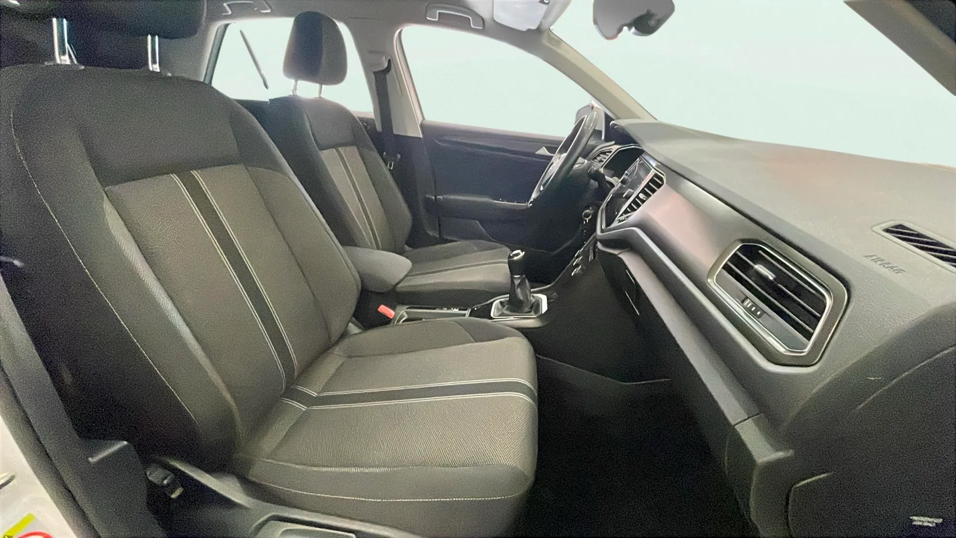 Volkswagen T-Roc Advance 1.5 TSI - foto 10