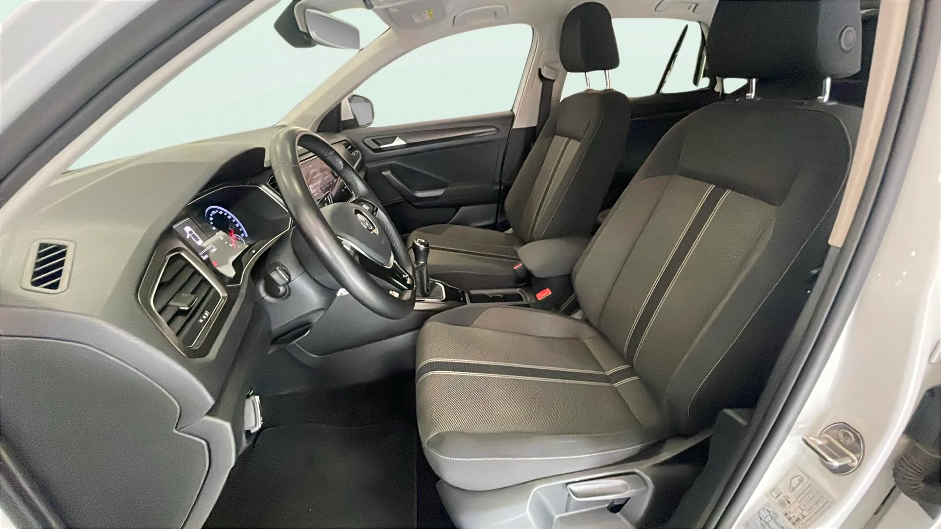 Volkswagen T-Roc Advance 1.5 TSI - foto 11