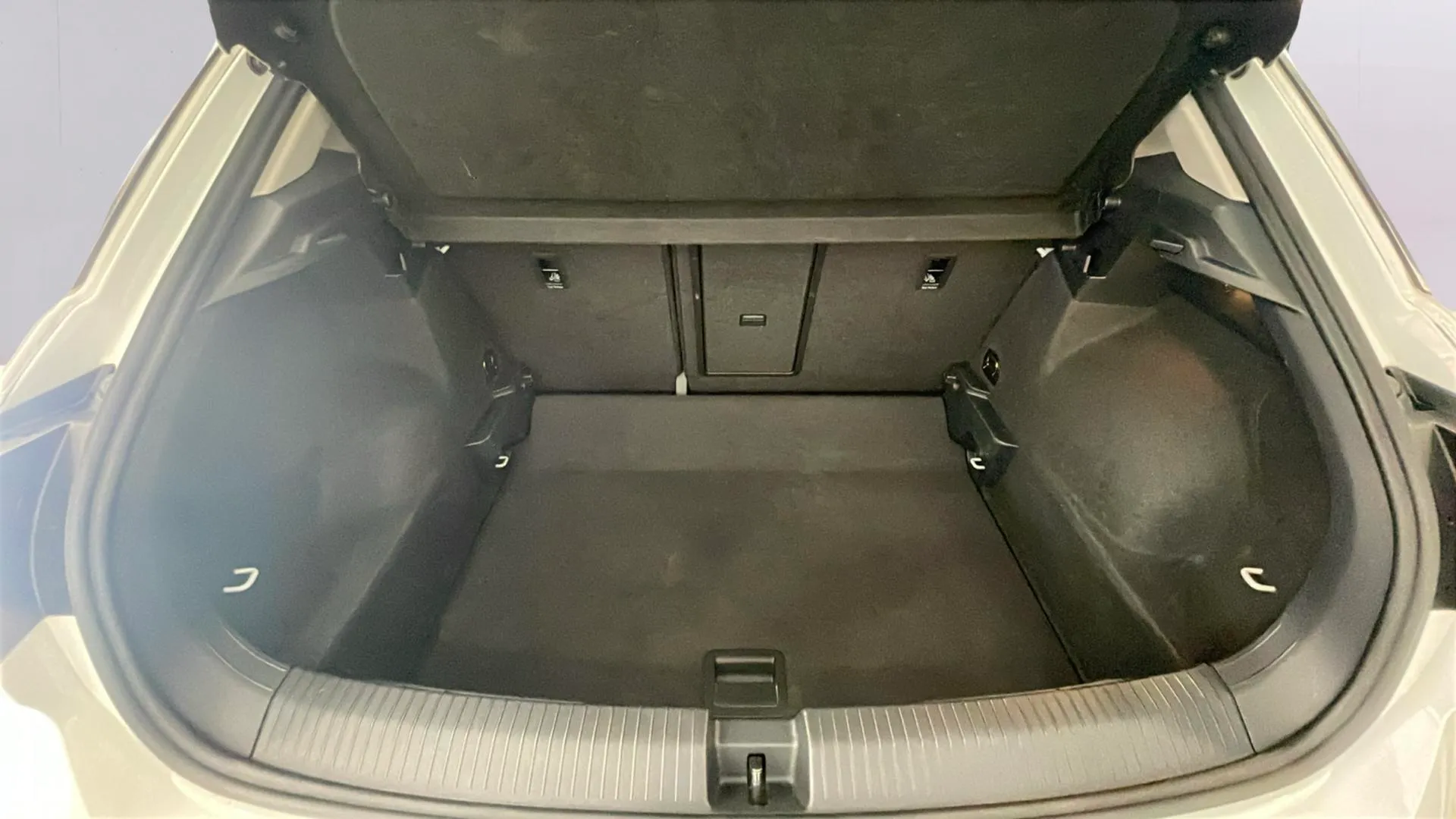 Volkswagen T-Roc Advance 1.5 TSI - foto 13