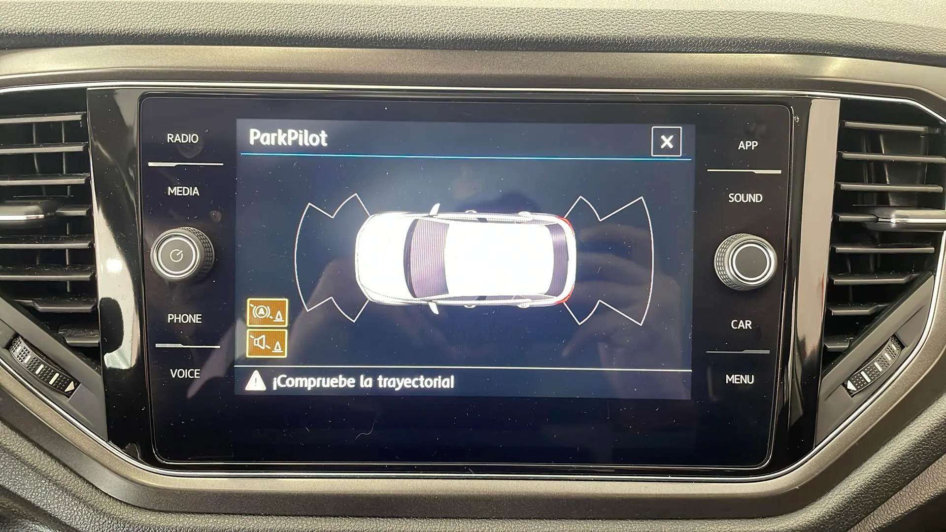 Volkswagen T-Roc Advance 1.5 TSI - foto 22