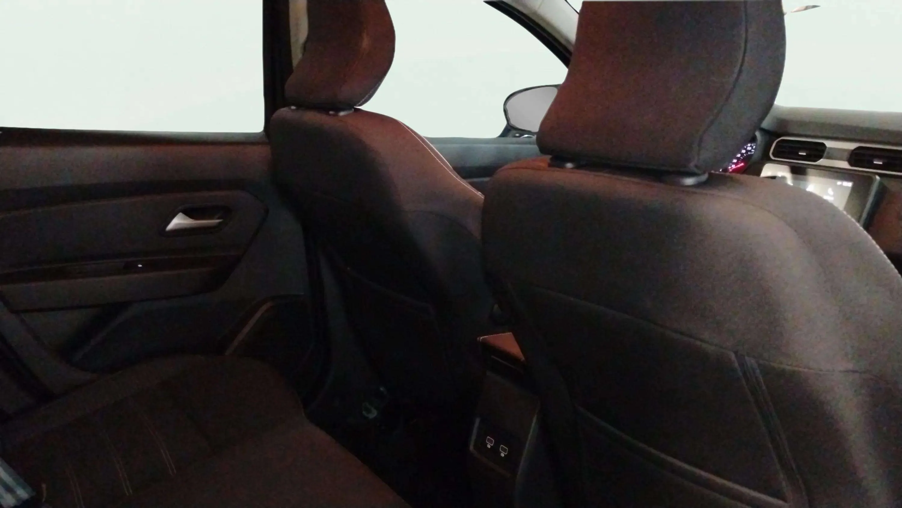 Dacia Duster Prestige TCe 4x2 EDC - foto 15