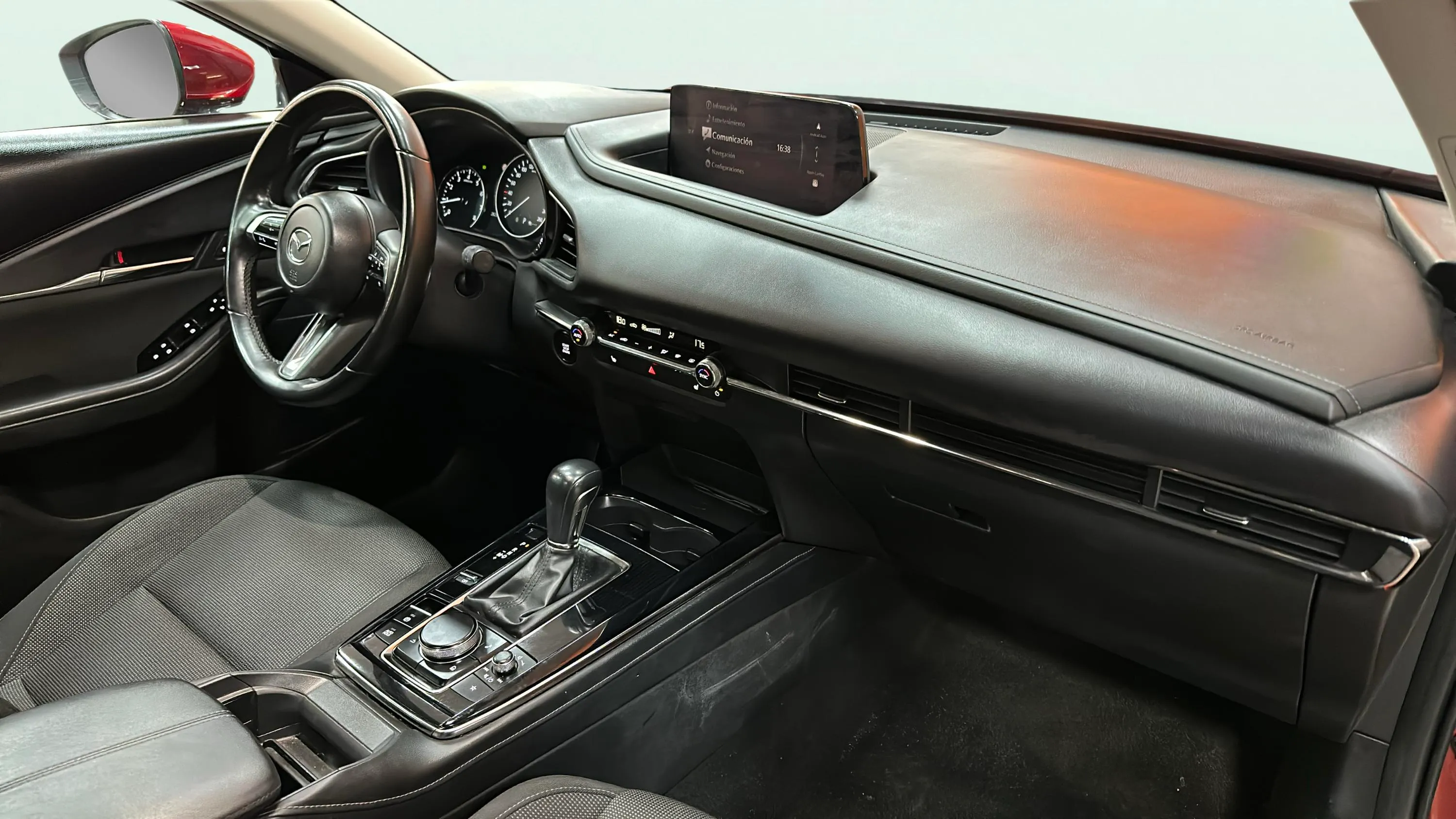 Mazda CX-30 e-SKYACTIV-G 2.0 2WD Evolution - foto 18
