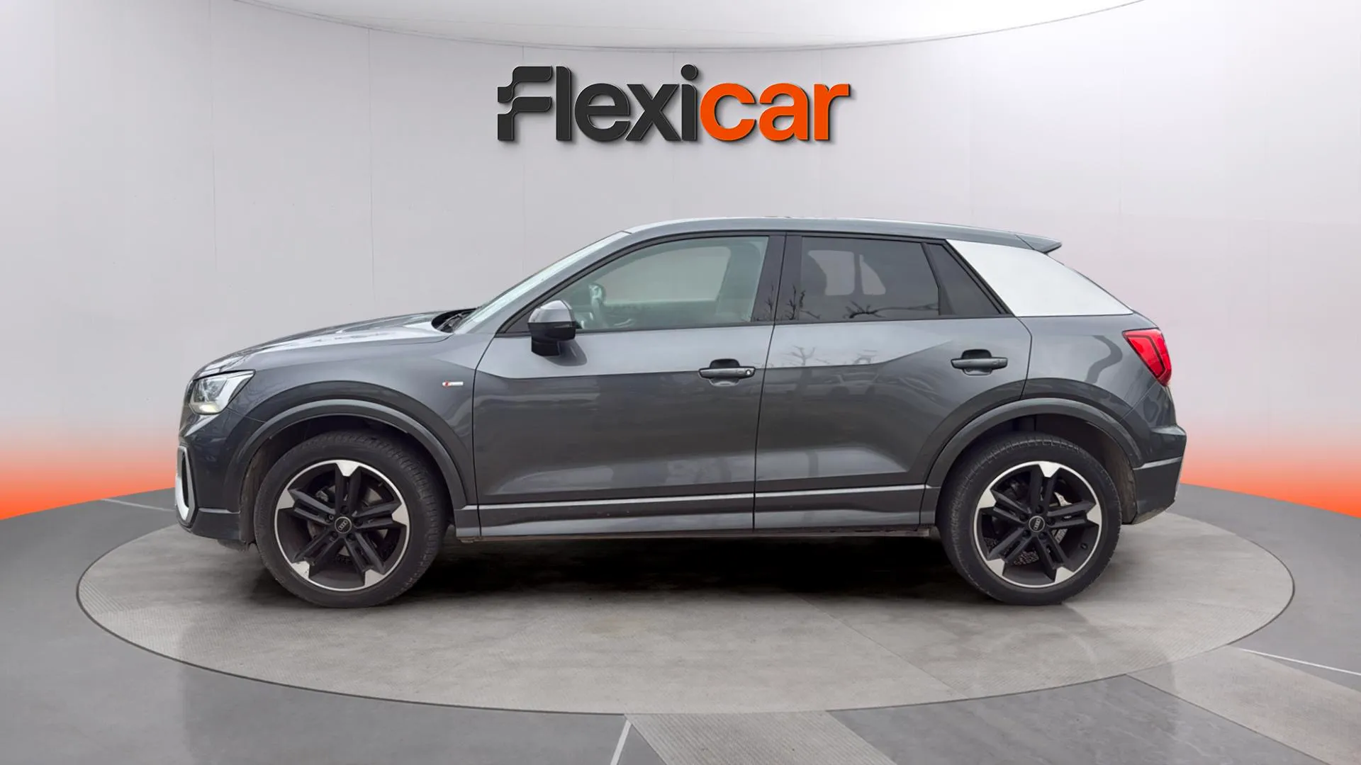 Audi Q2 S line 30 TDI S tronic - foto 2