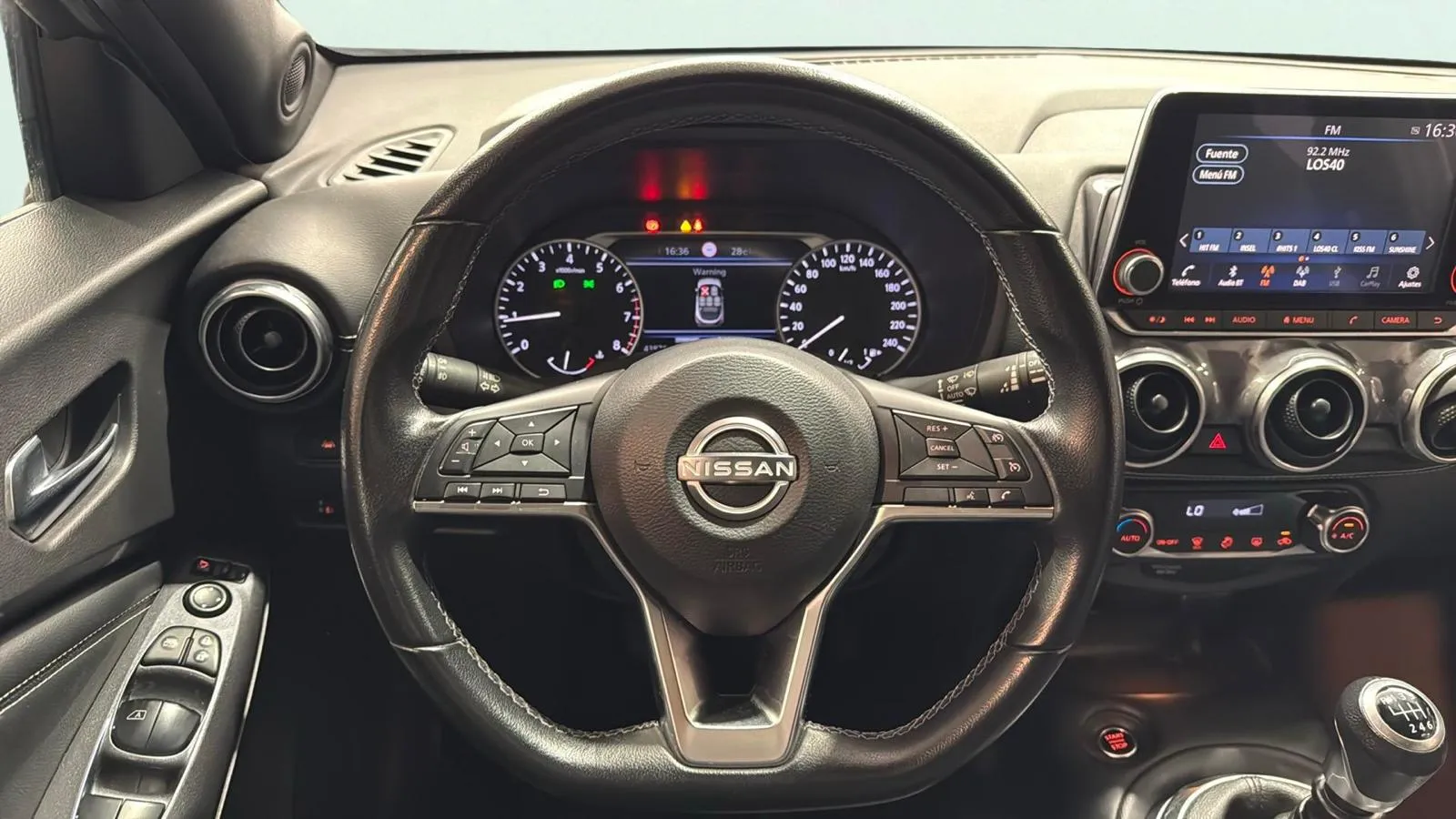 Nissan Juke DIG-T 6M/T Acenta - foto 14