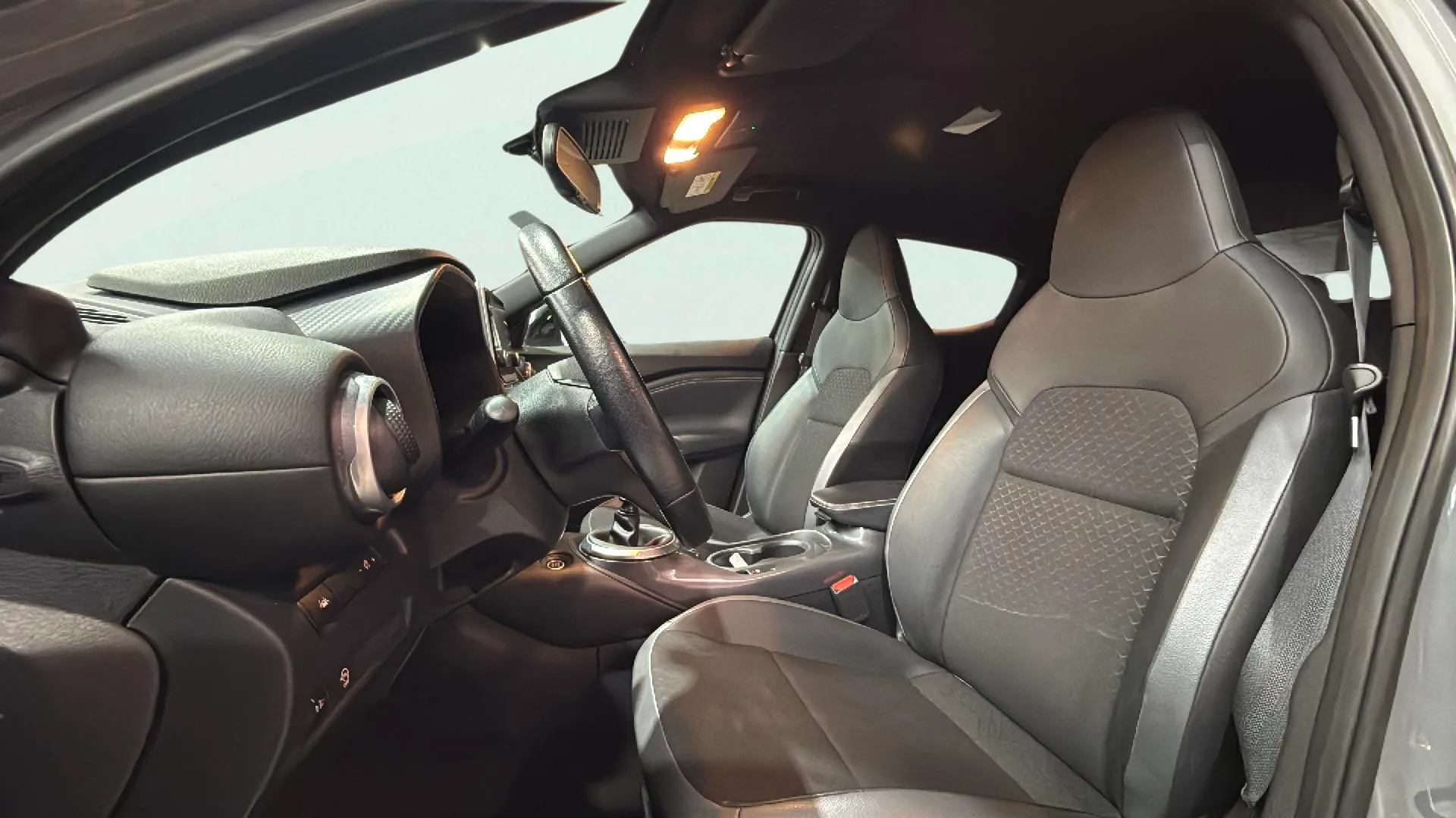 Nissan Juke DIG-T 6M/T Acenta - foto 9