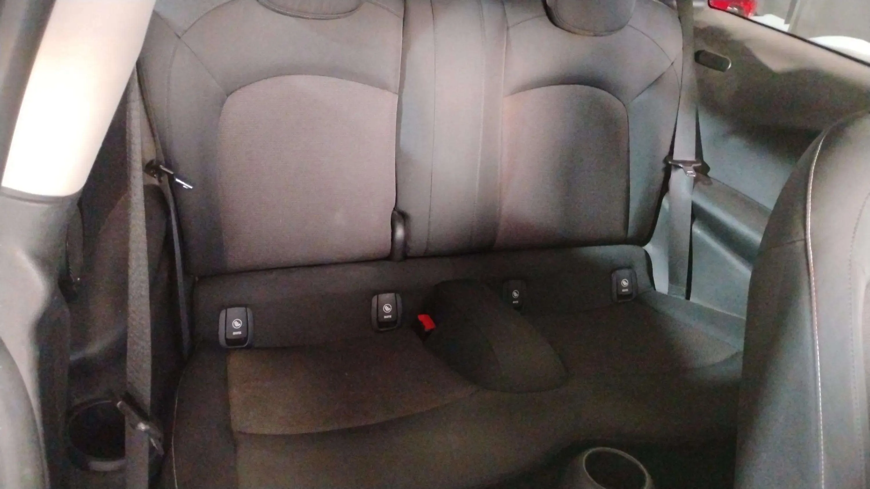 MINI Cooper One D - foto 19