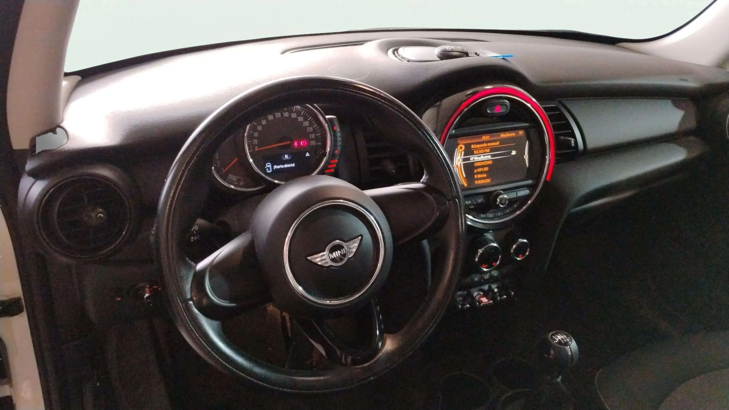 MINI Cooper One D - foto 12