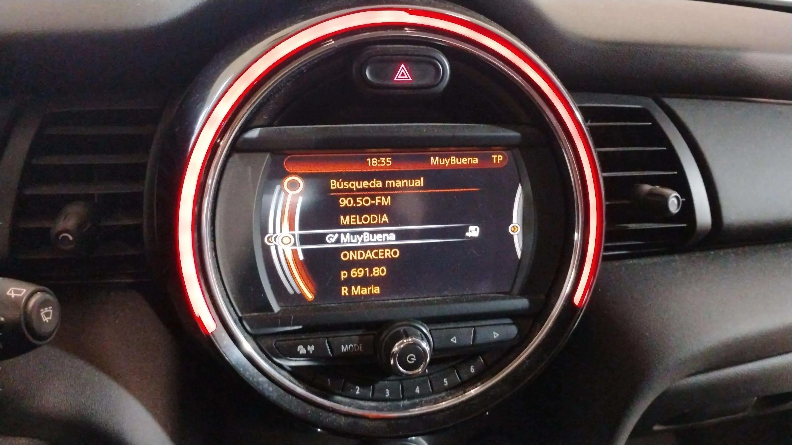 MINI Cooper One D - foto 8