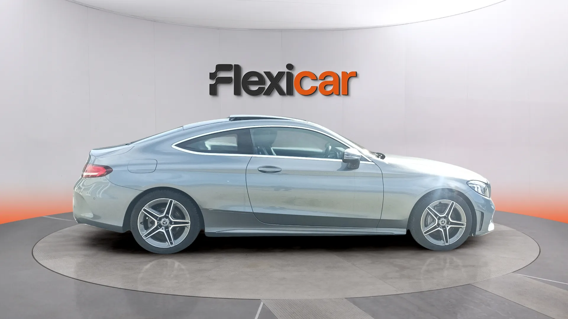 Mercedes-Benz Clase C Coupé C 200 - foto 4