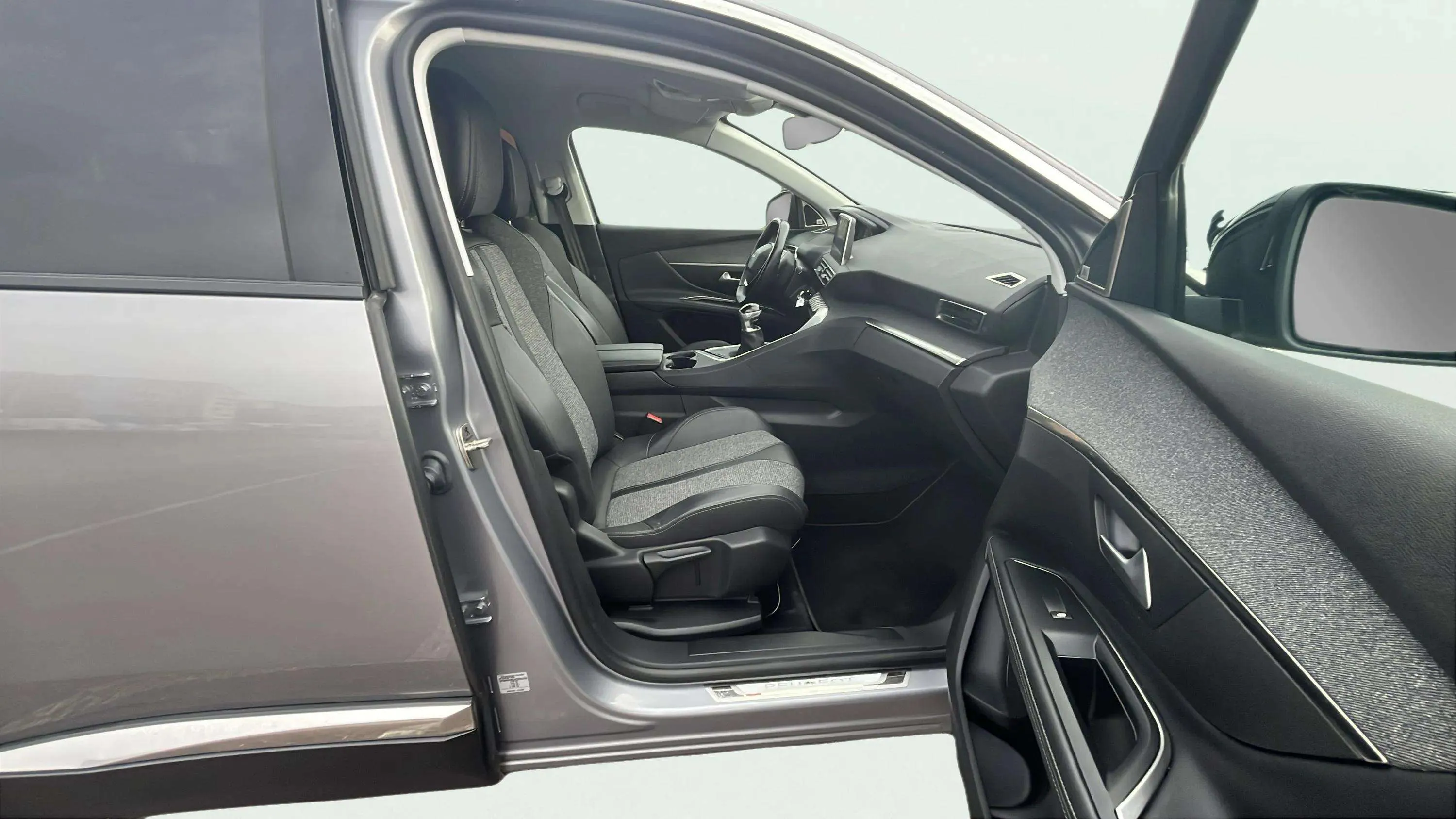 Peugeot 5008 Allure 1.2L PureTech - foto 14