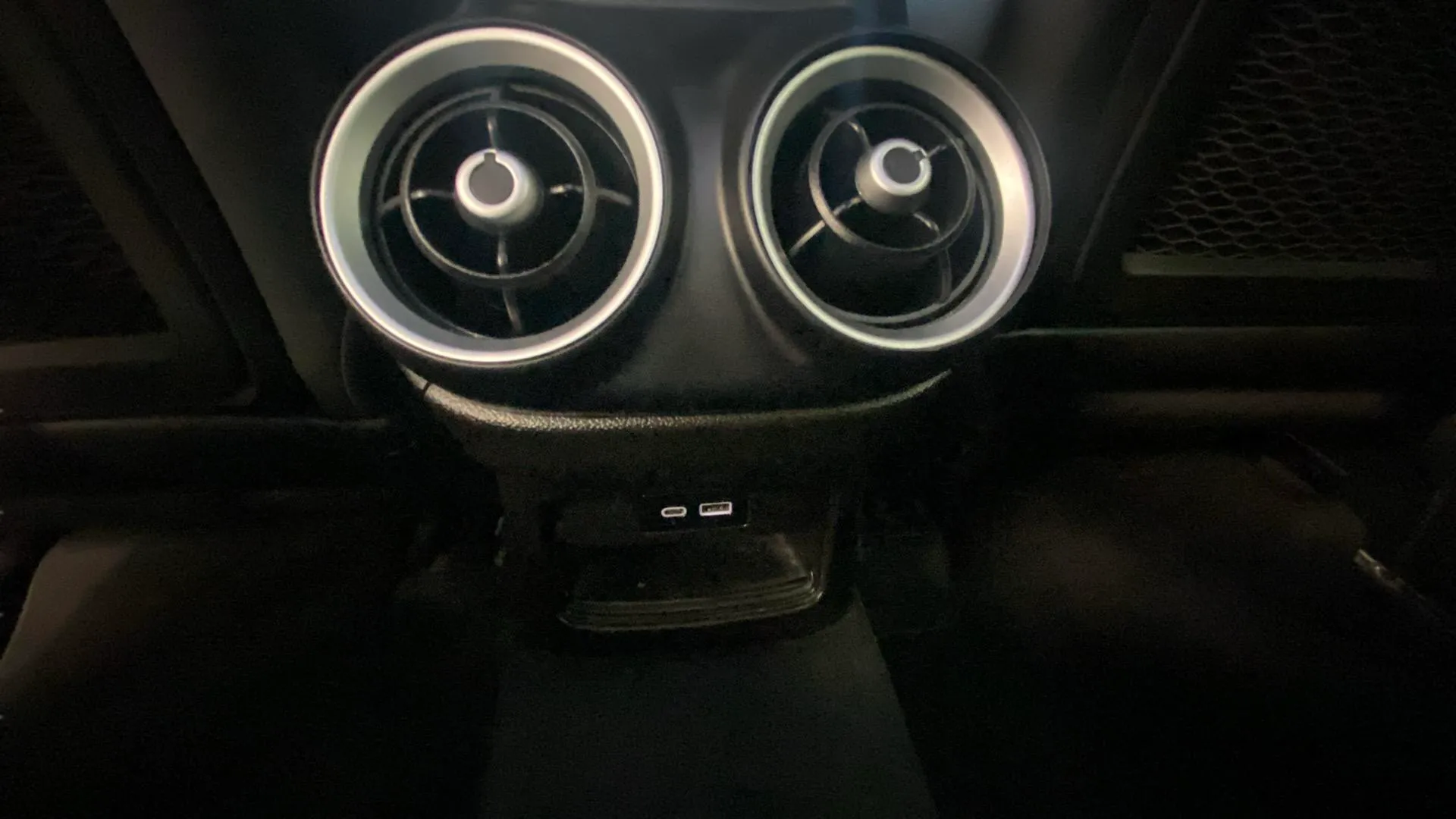 Alfa Romeo Stelvio 2.2 Diesel Sprint AWD - foto 19