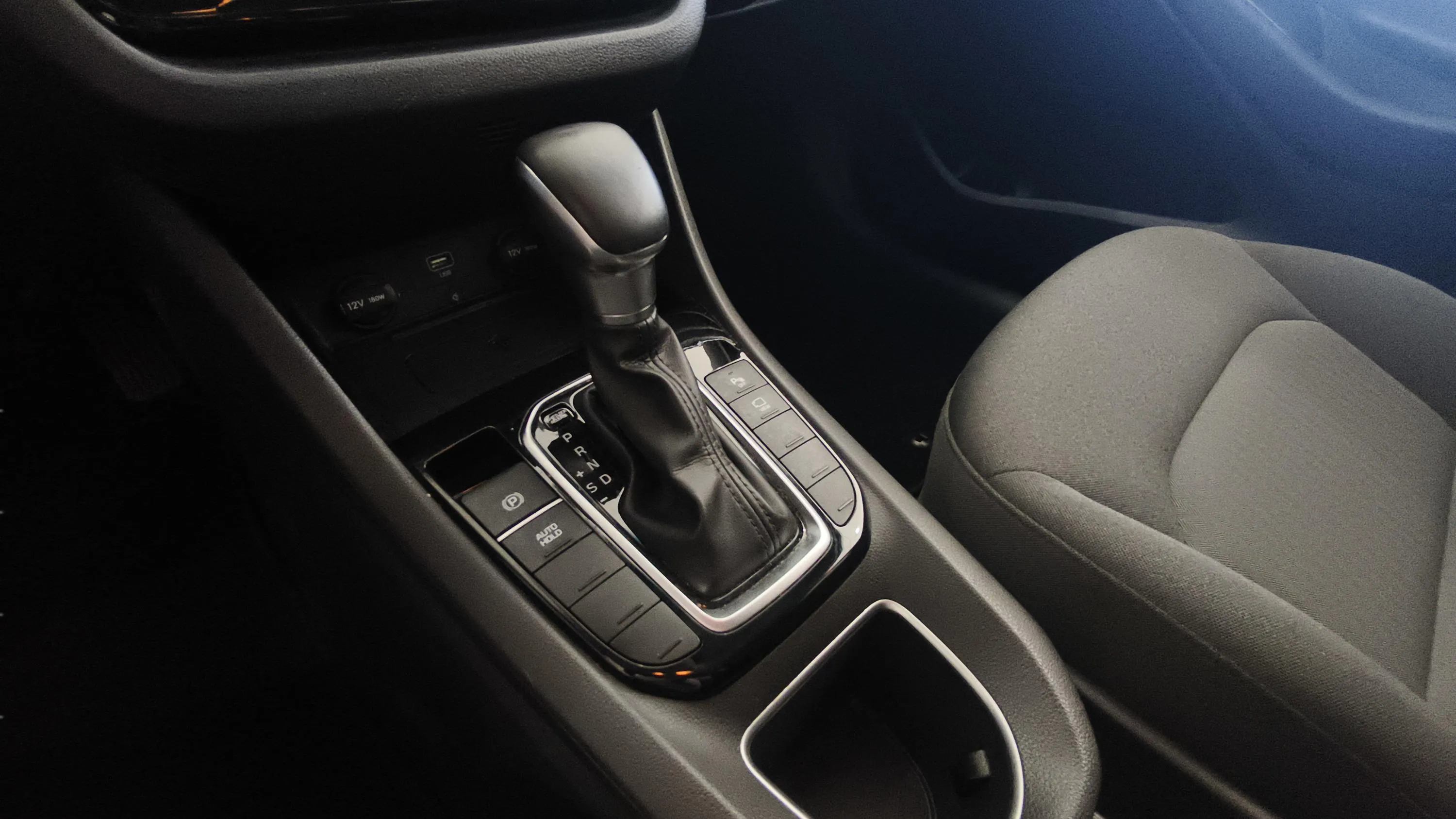 Hyundai Ioniq 1.6 GDI HEV Klass DT - foto 10