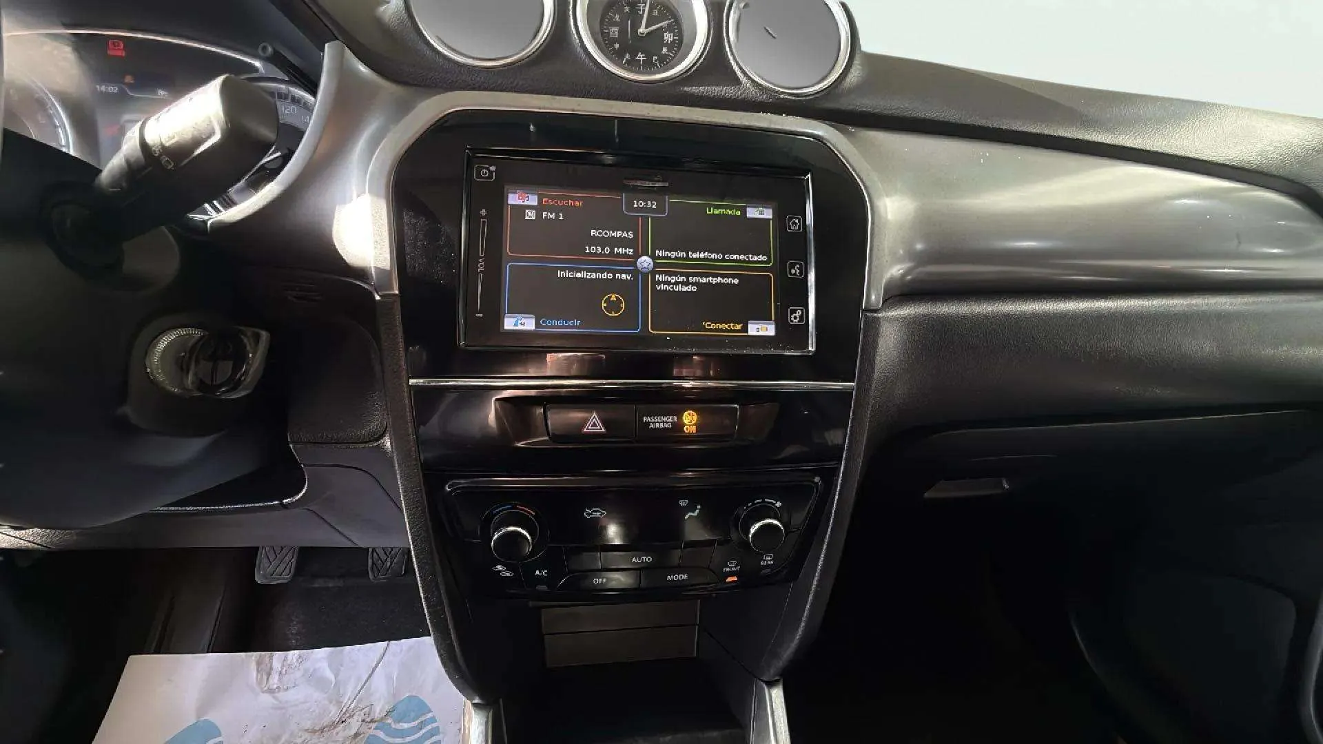 Suzuki Vitara 1.4 T GLE - foto 10