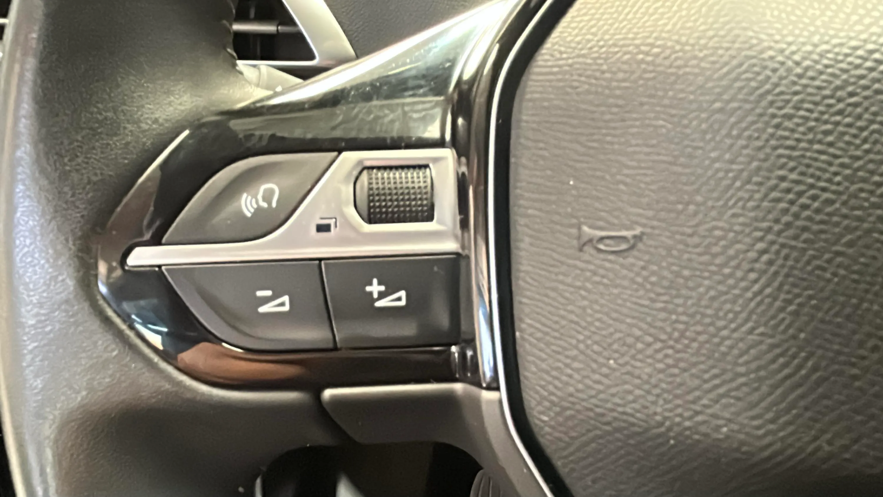 Peugeot 3008 1.2 PureTech Active Pack - foto 18