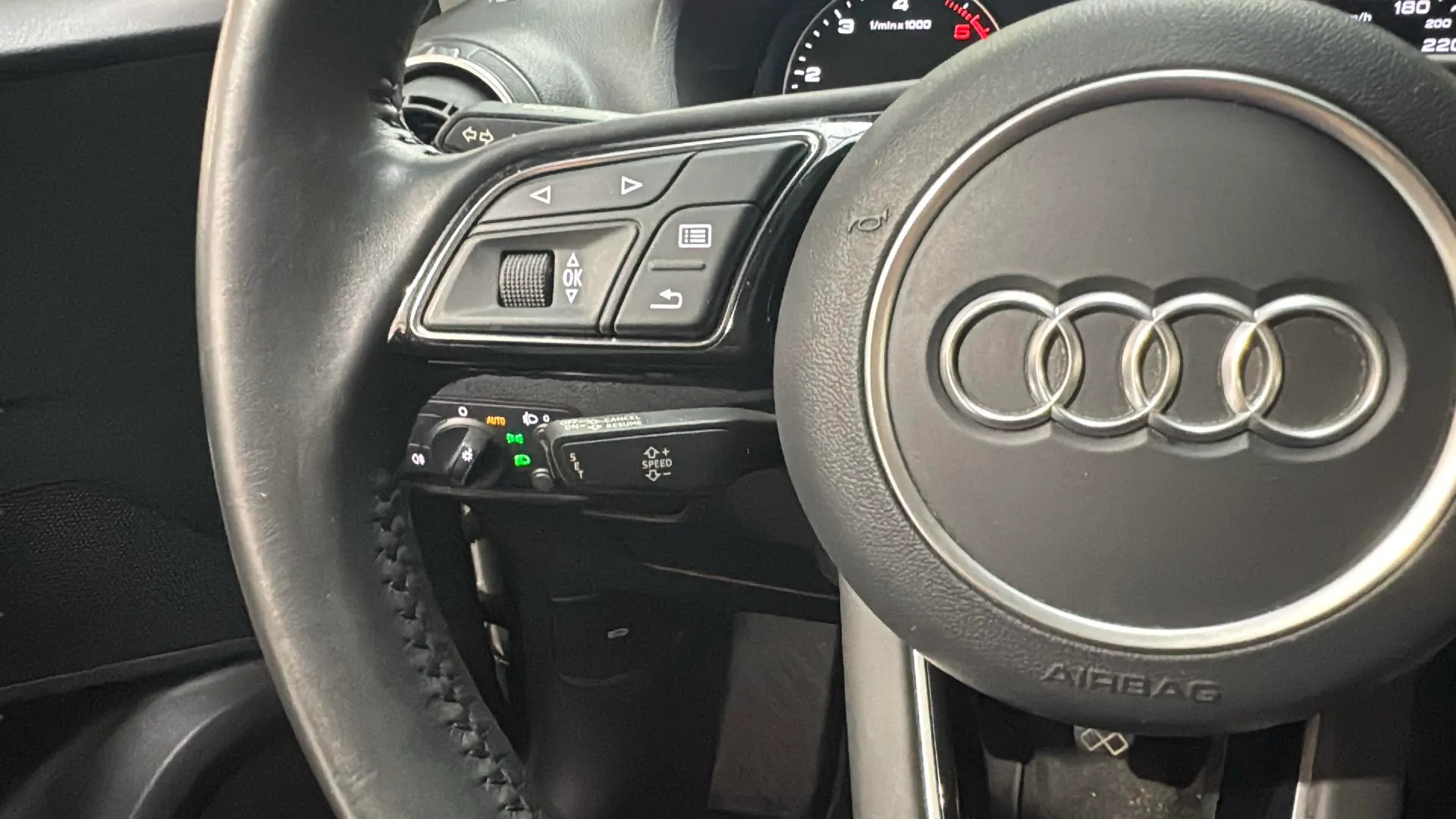 Audi Q2 Advanced 30 TDI - foto 22