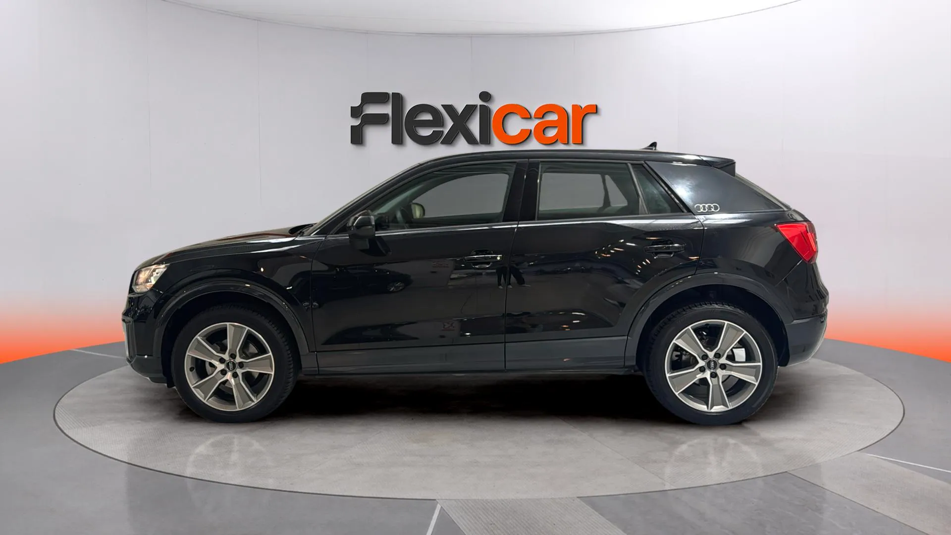 Audi Q2 Advanced 30 TDI - foto 4