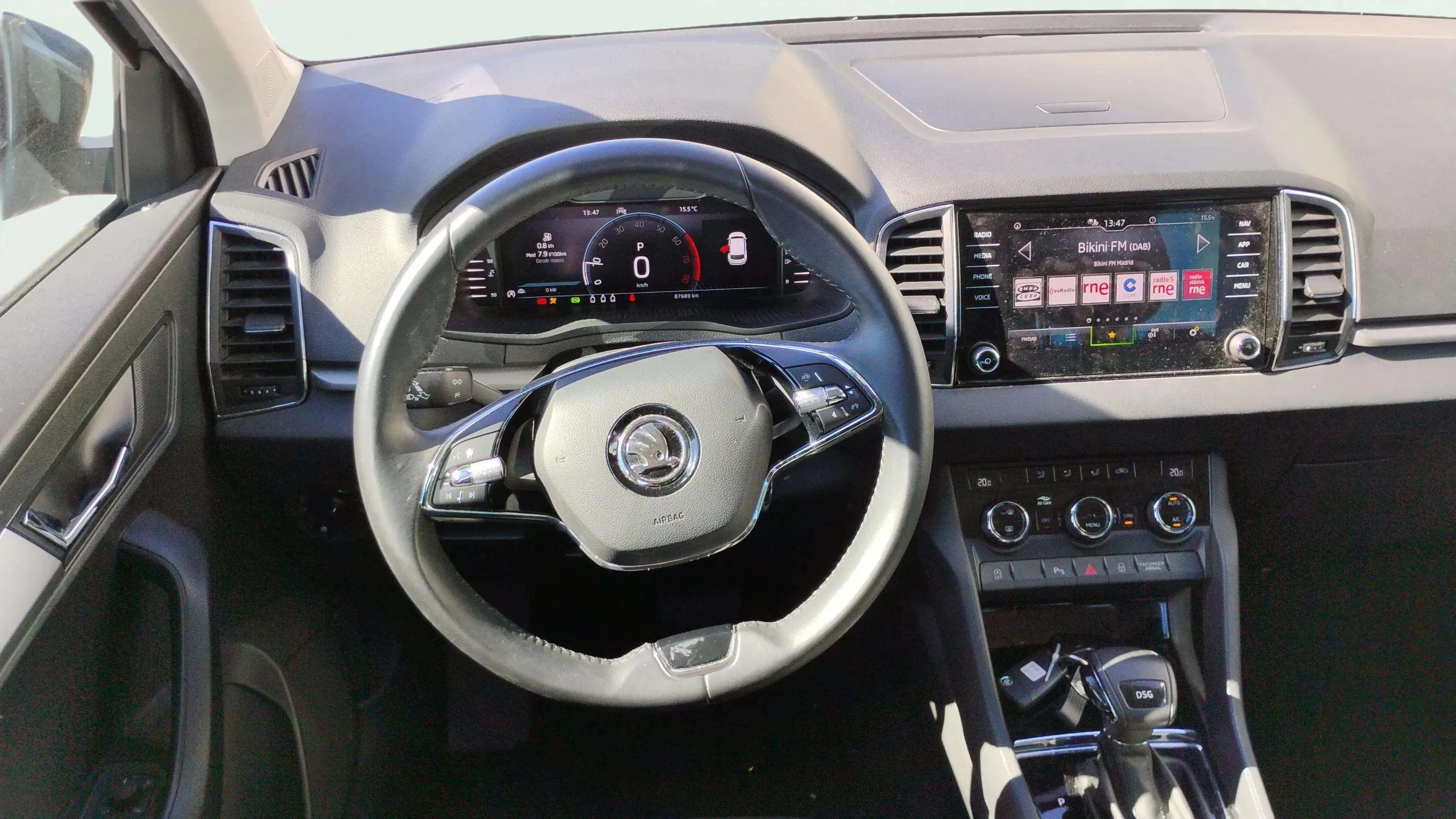 Škoda Karoq 1.5 TSI DSG ACT Ambition - foto 16