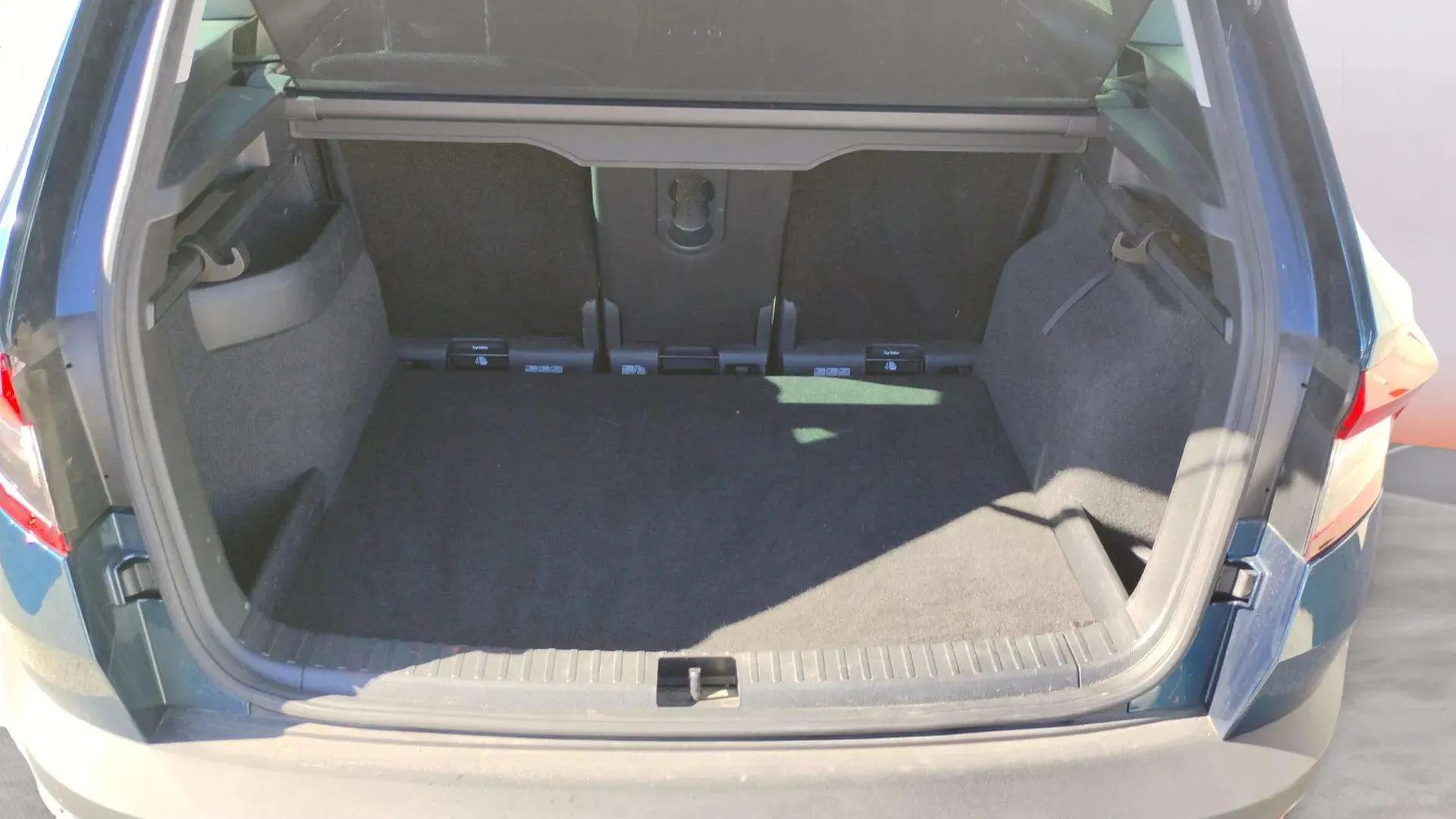 Škoda Karoq 1.5 TSI DSG ACT Ambition - foto 10