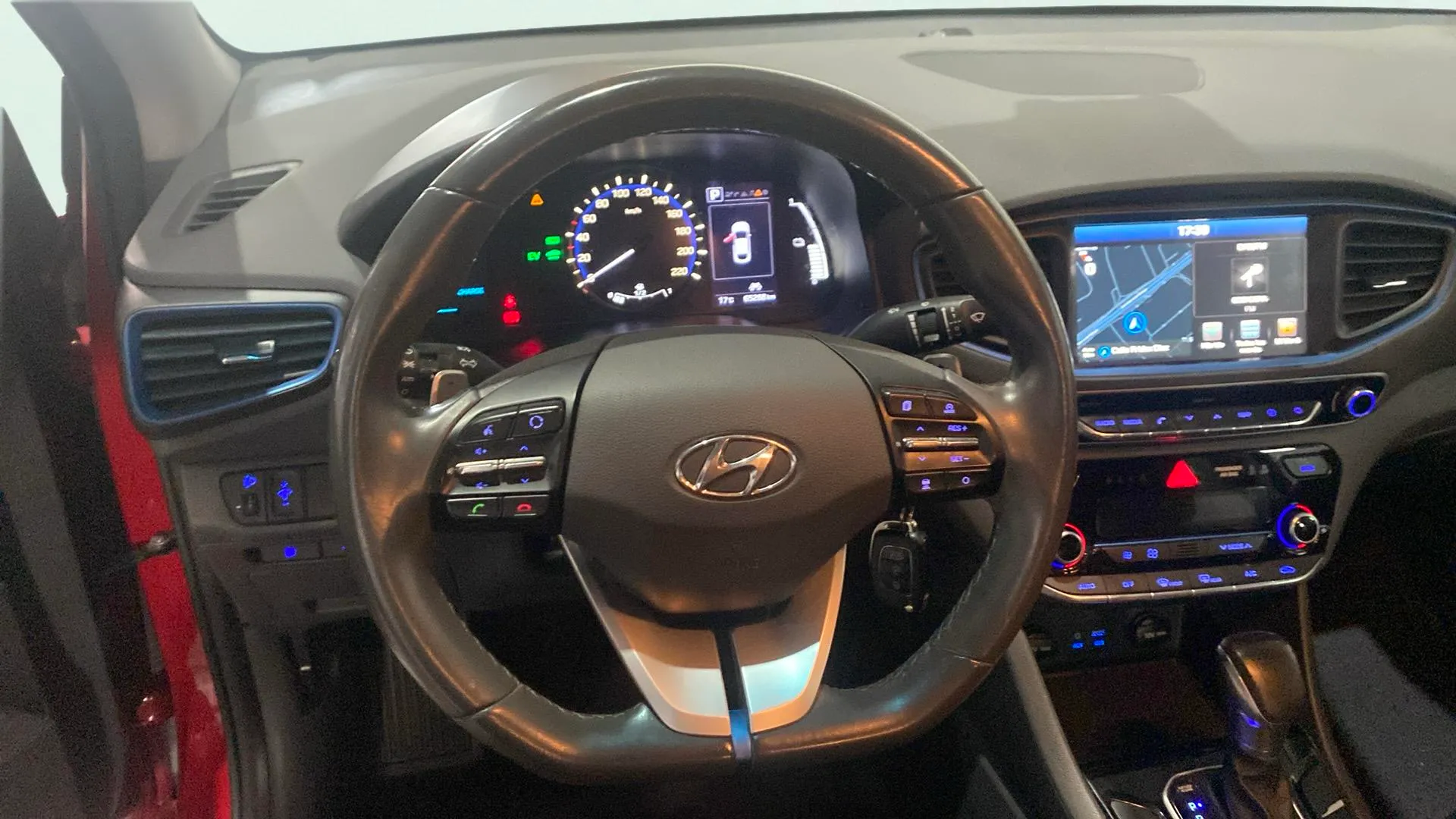 Hyundai Ioniq 1.6 GDI HEV Tecno DCT - foto 11