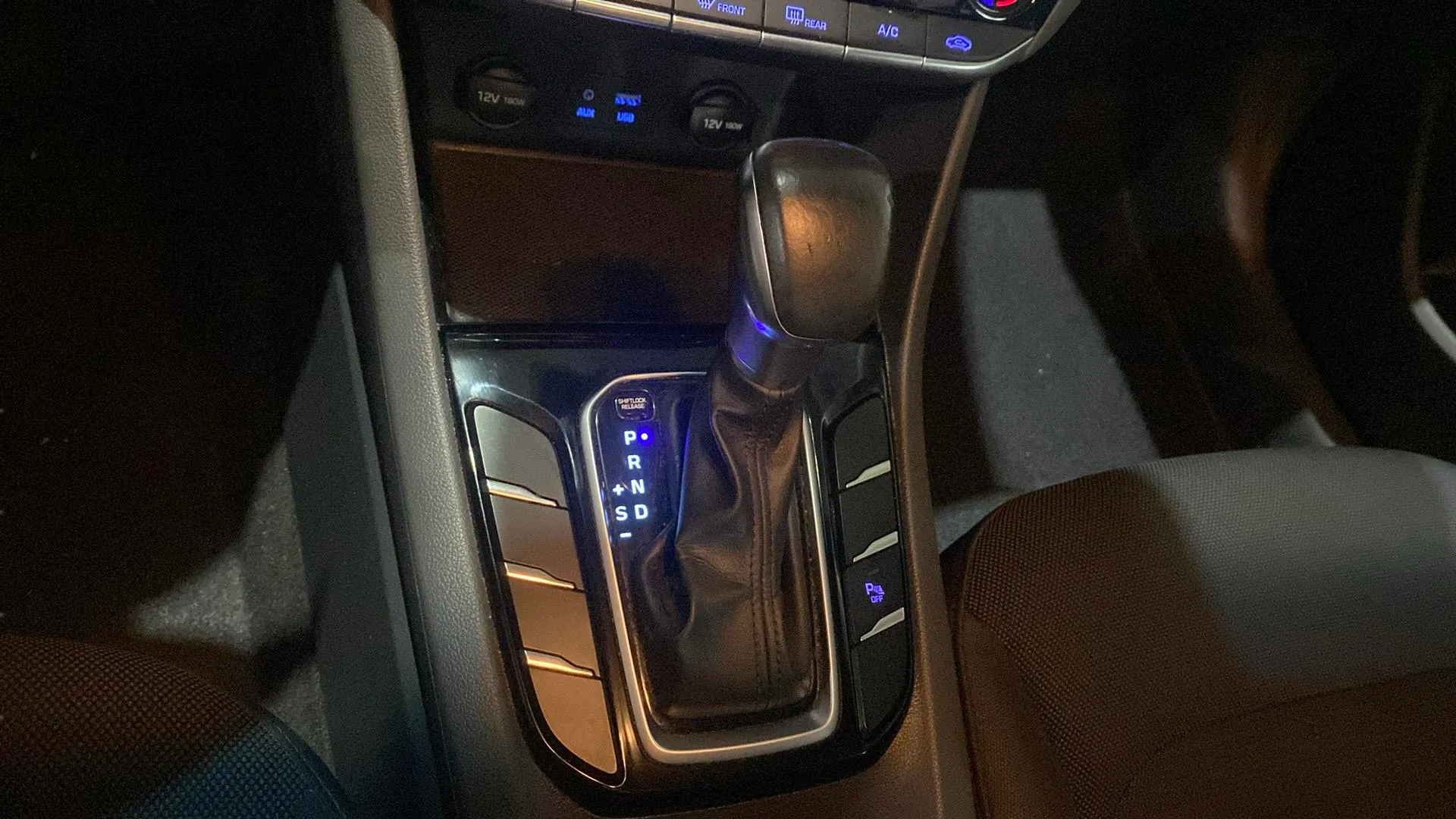 Hyundai Ioniq 1.6 GDI HEV Tecno DCT - foto 17