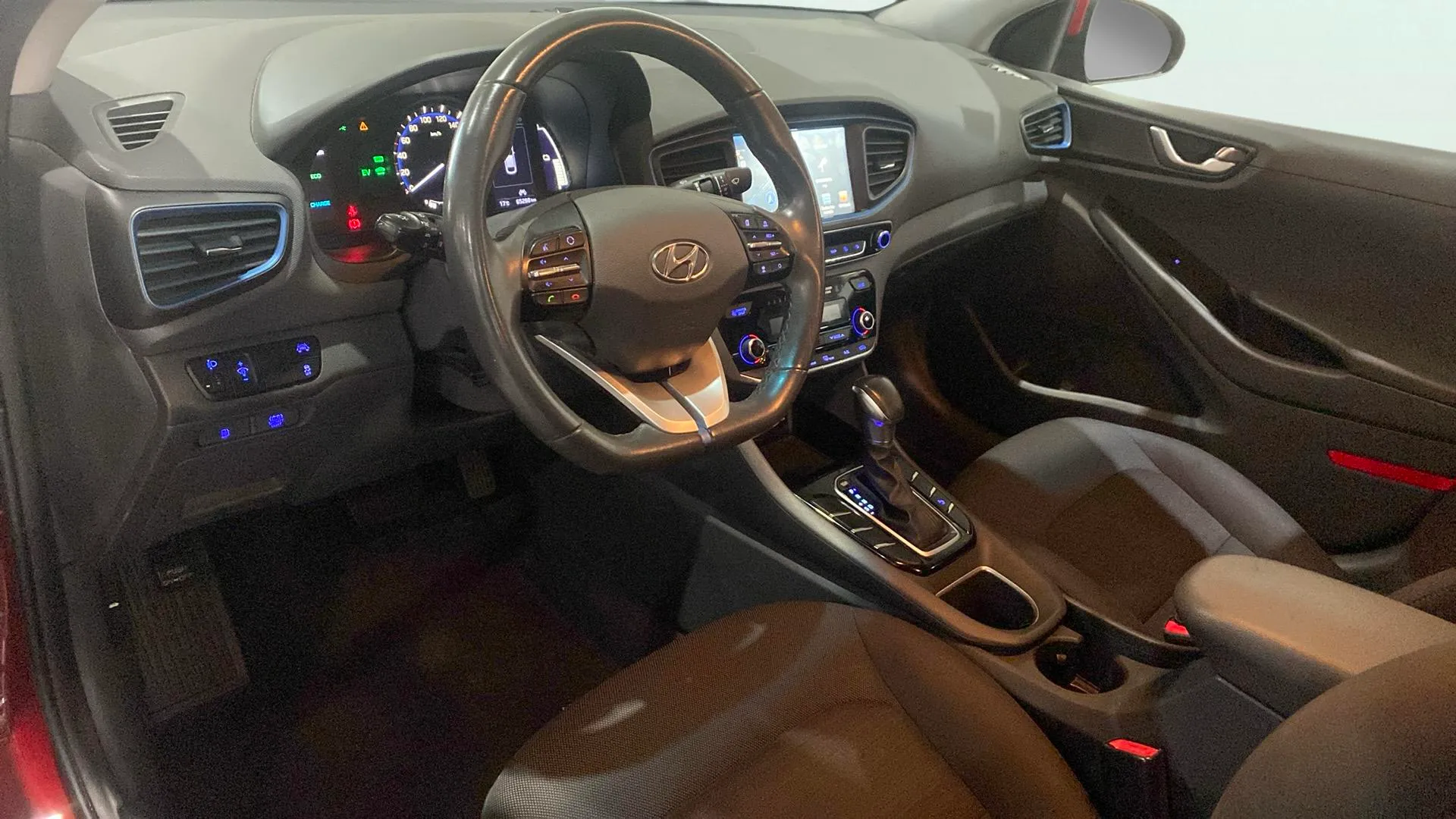 Hyundai Ioniq 1.6 GDI HEV Tecno DCT - foto 10