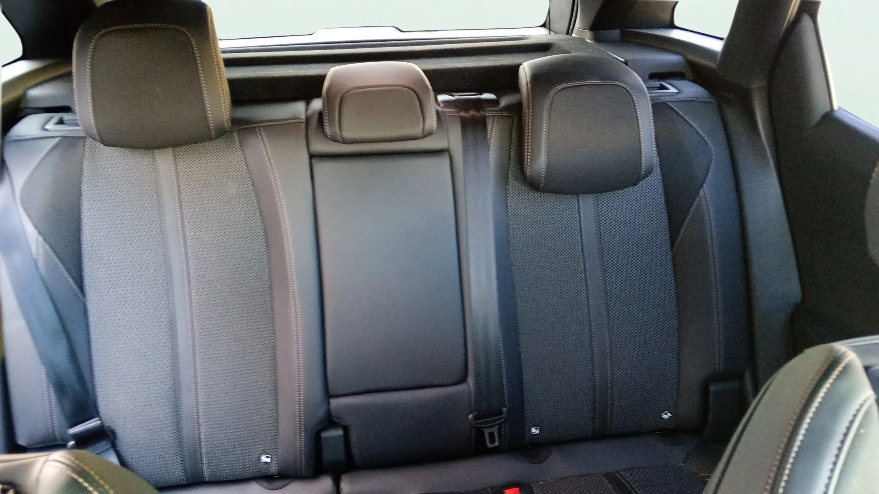 Peugeot 3008 1.5 BlueHDi GT EAT8 - foto 15